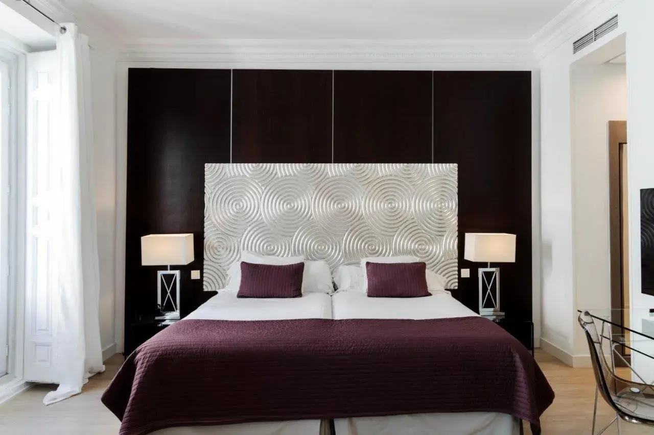 Photo of the whole room, Bed in Suite Prado Photo of the whole room, Bed in Suite Prado