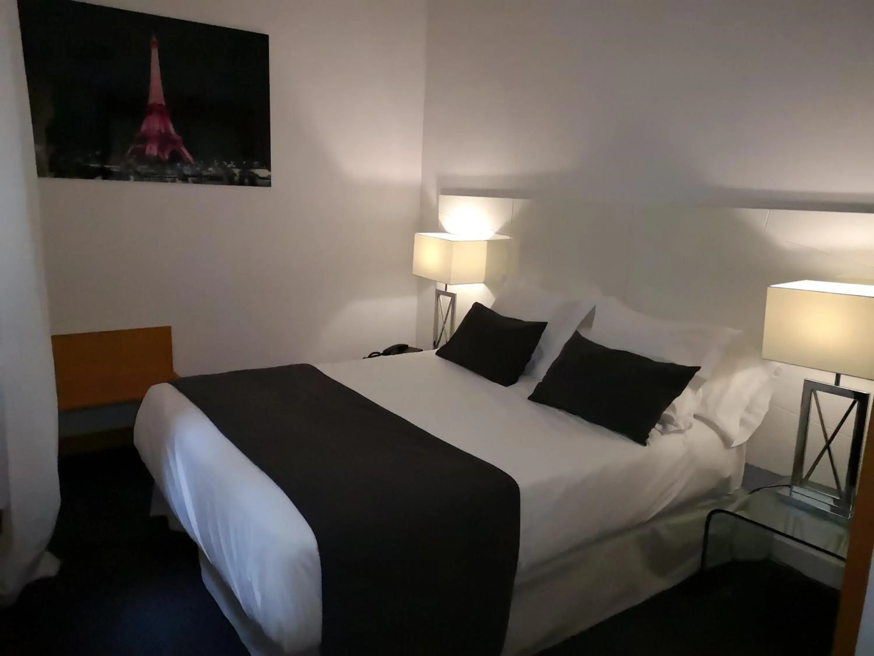 Bedroom, Bed in Suite Prado Bedroom, Bed in Suite Prado