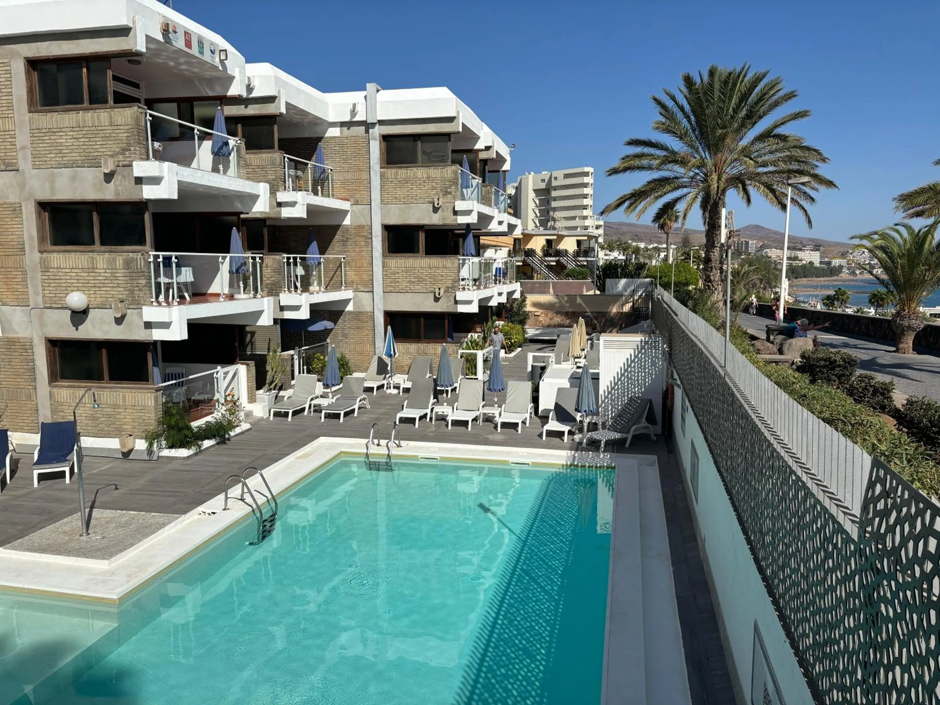 Property building in Apartamentos El Paseo