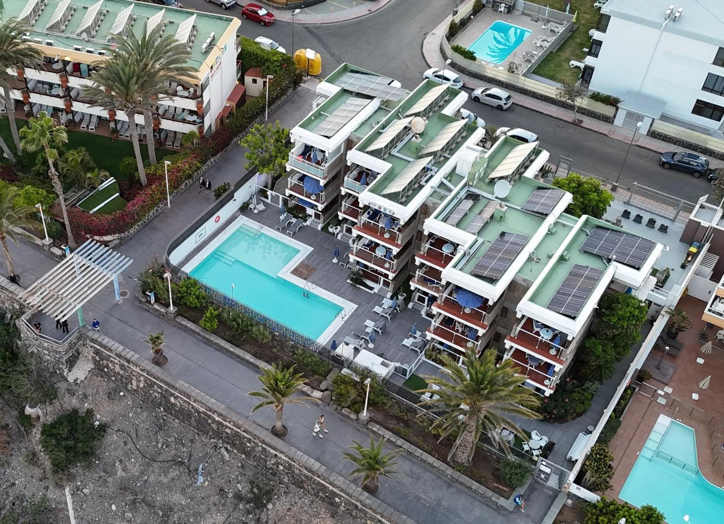 Property building in Apartamentos El Paseo