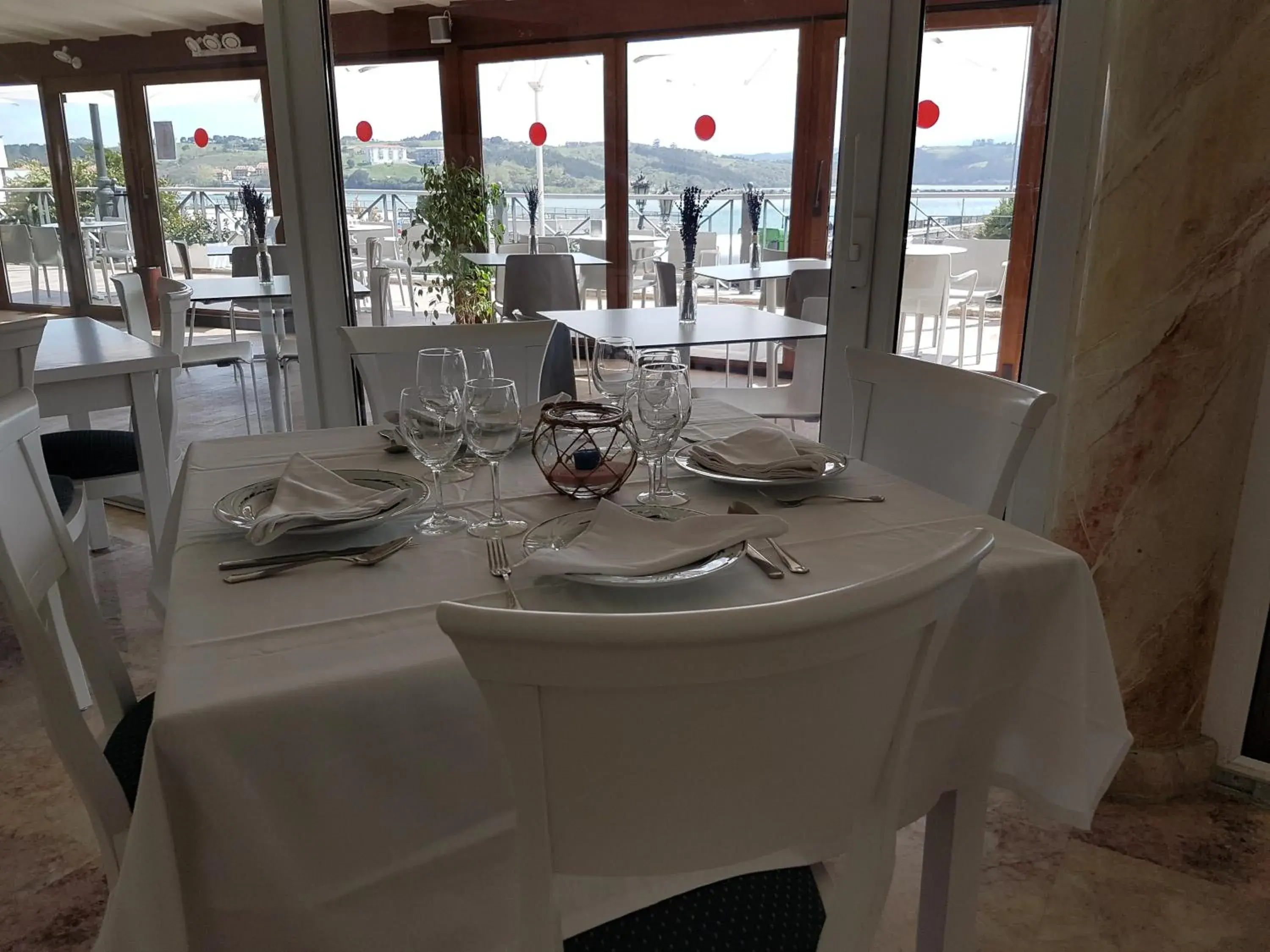 Restaurant/places to eat in Hotel Faro de San Vicente Restaurant/places to eat in Hotel Faro de San Vicente