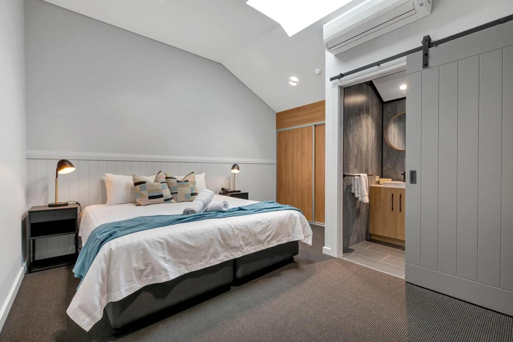 Bed in Gawler Arms Hotel