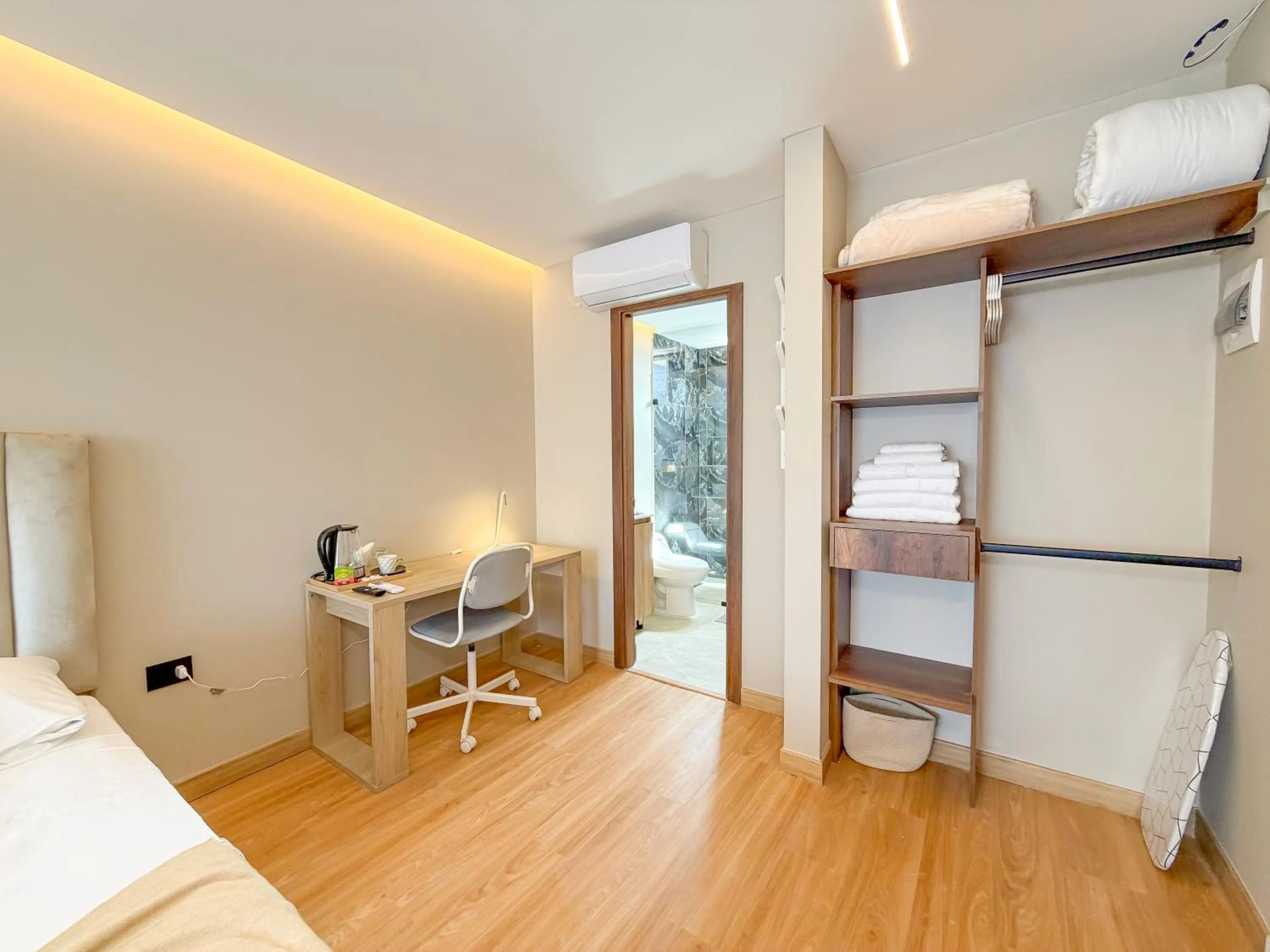 Bedroom, Bed in Hotel Recuerdos de mi Tierra El Poblado Provenza