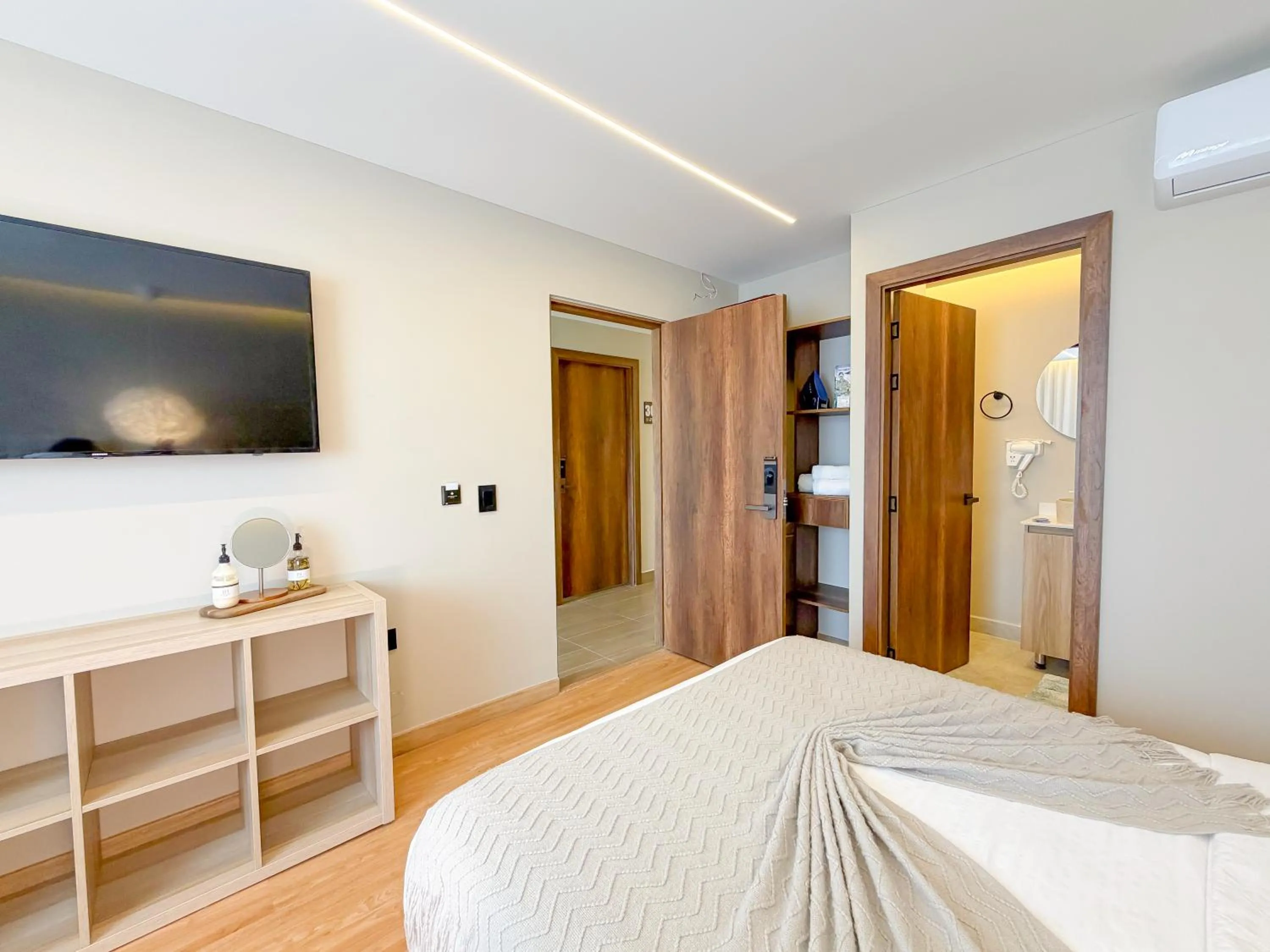 Bedroom, Bed in Hotel Recuerdos de mi Tierra El Poblado Provenza