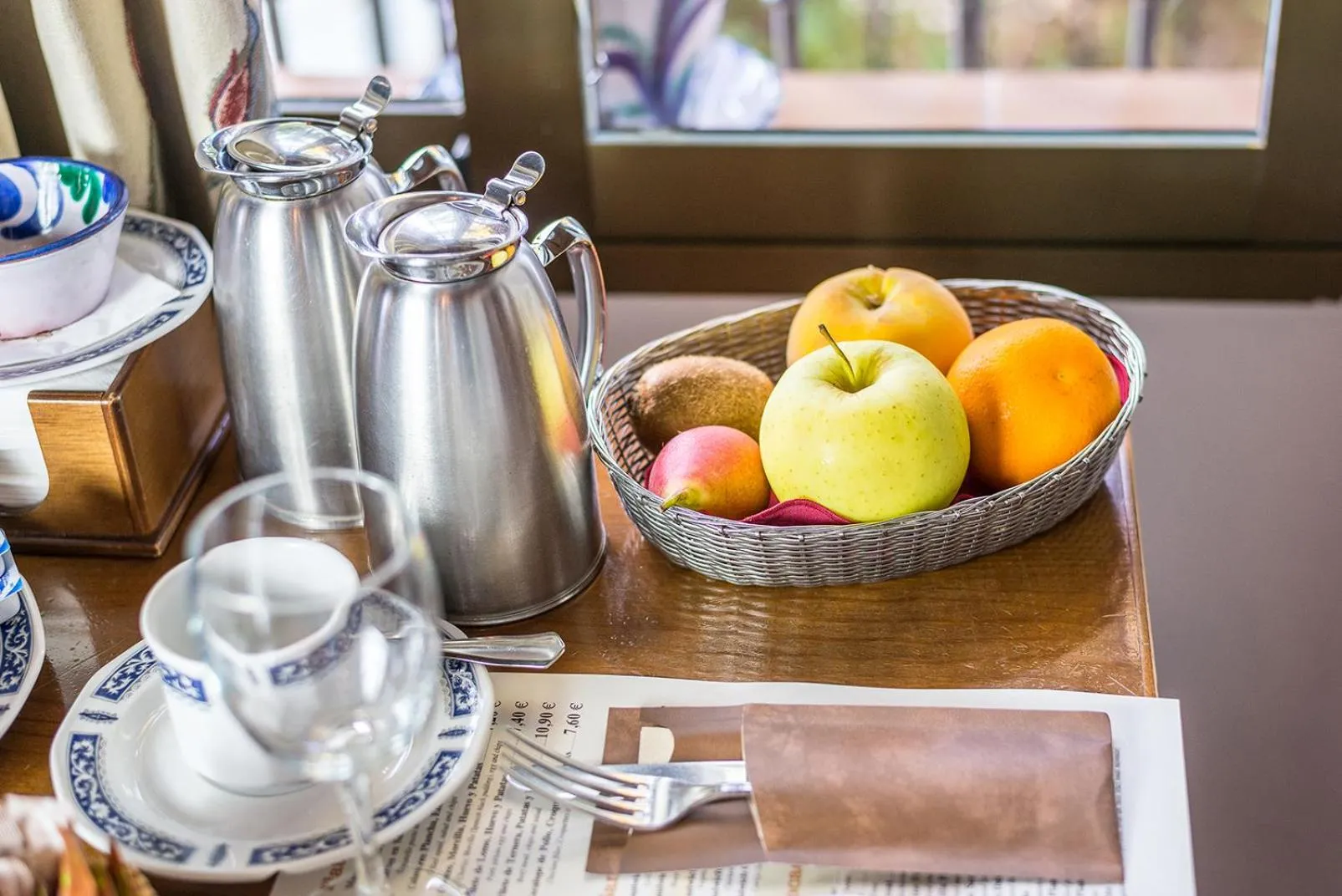 Continental breakfast in Cortijo De Tajar