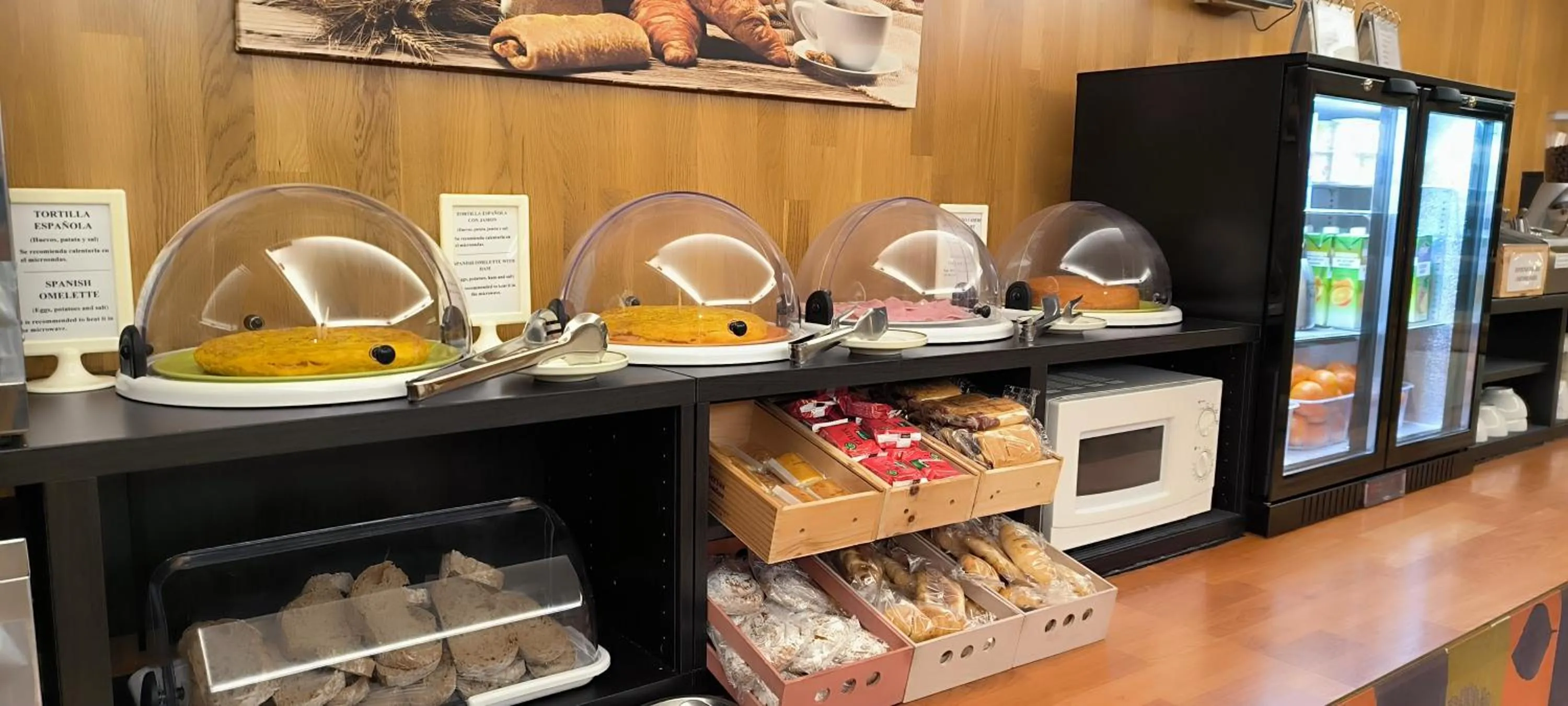 Breakfast in Hotel A Marisqueira I Aeropuerto A Coruña