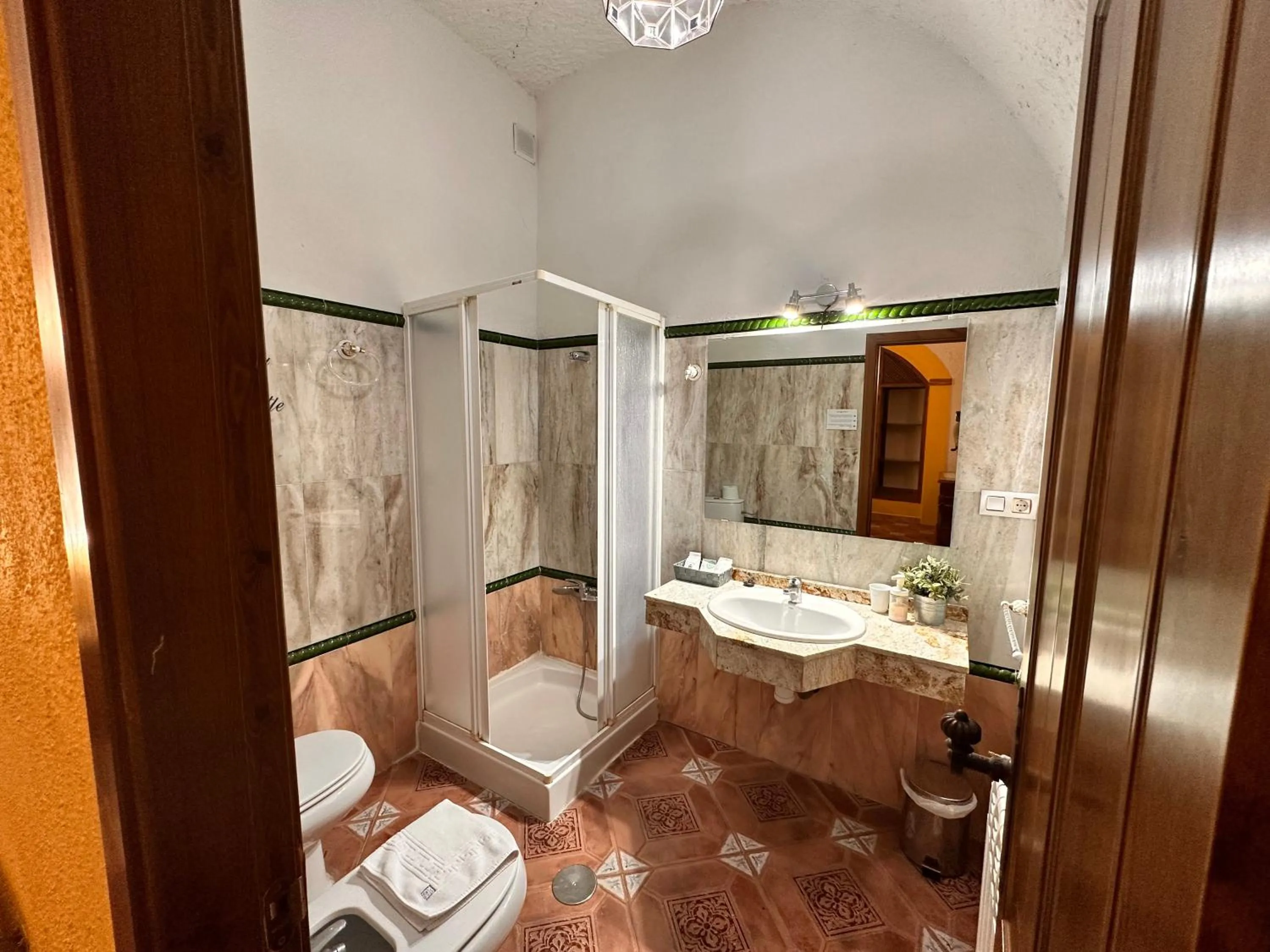 Bathroom in Cuevas La Granja