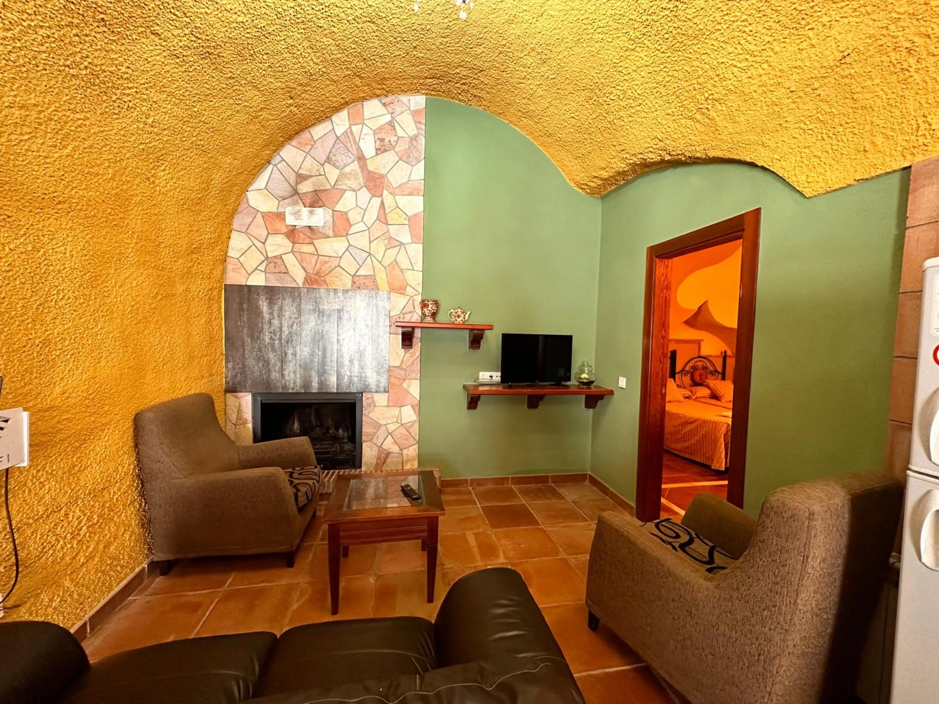 TV and multimedia in Cuevas La Granja