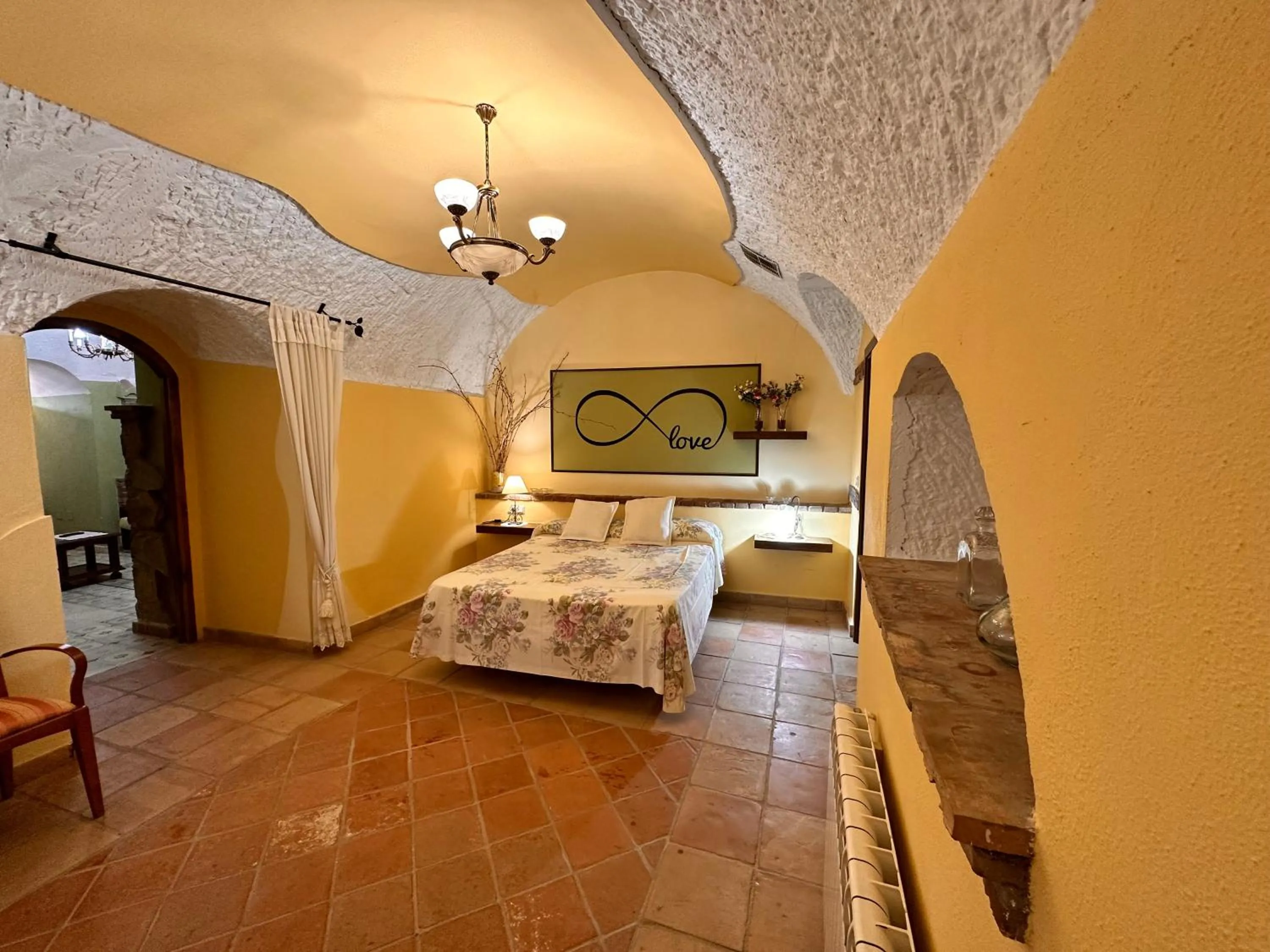 Bedroom, Bed in Cuevas La Granja