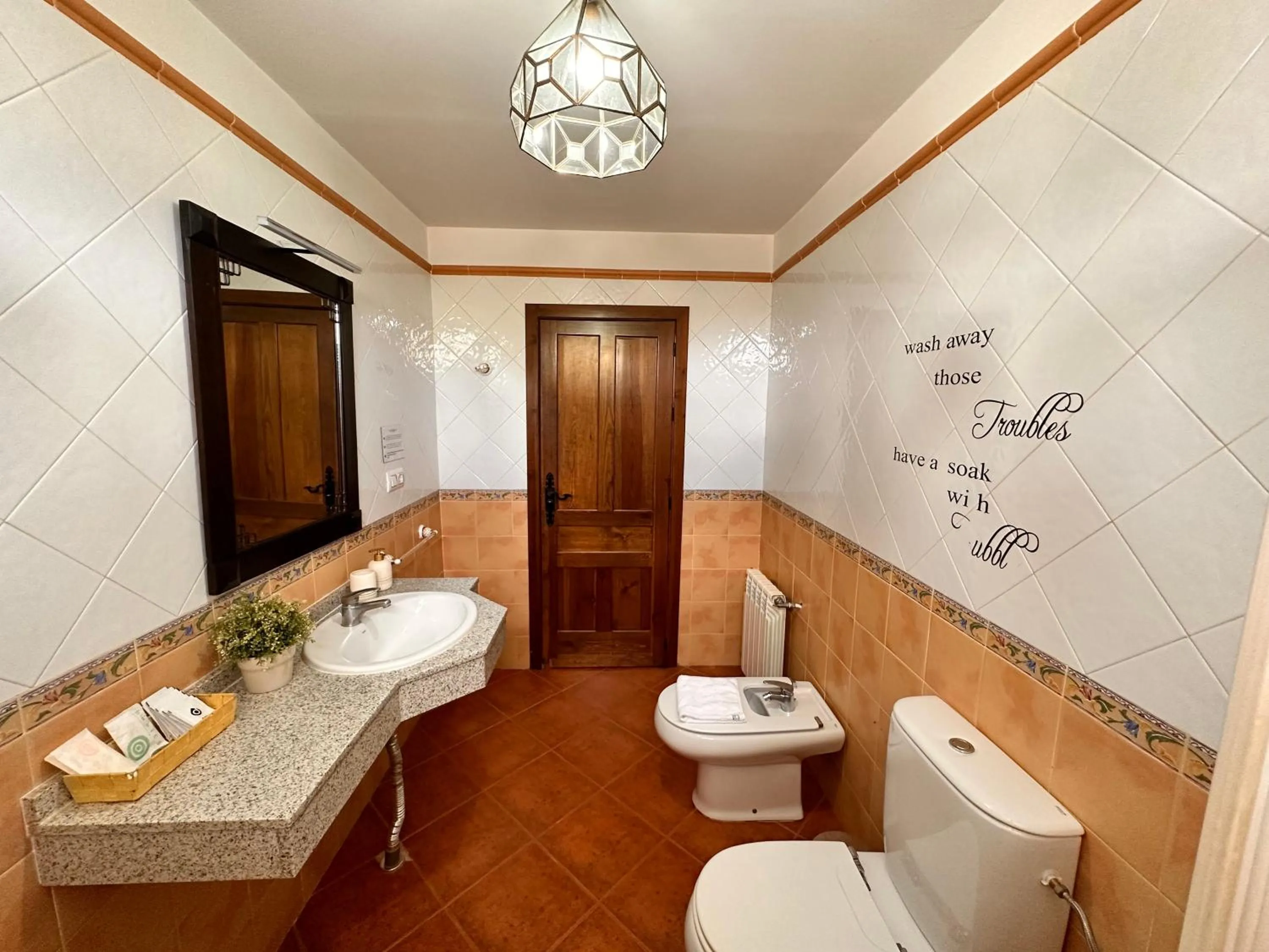 Bathroom in Cuevas La Granja