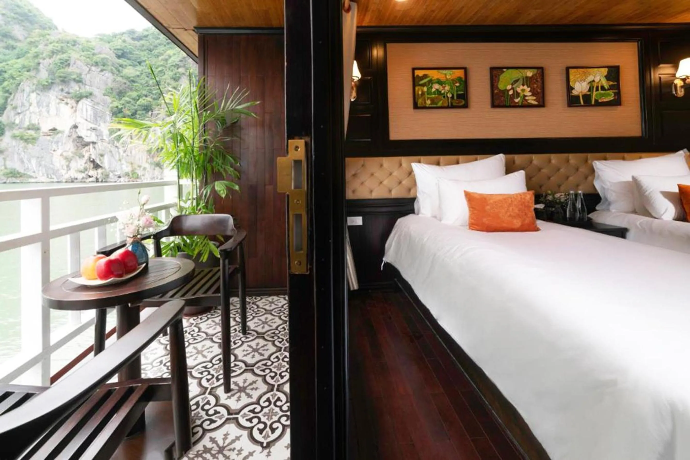 Bed in Arcady Boutique Cruise