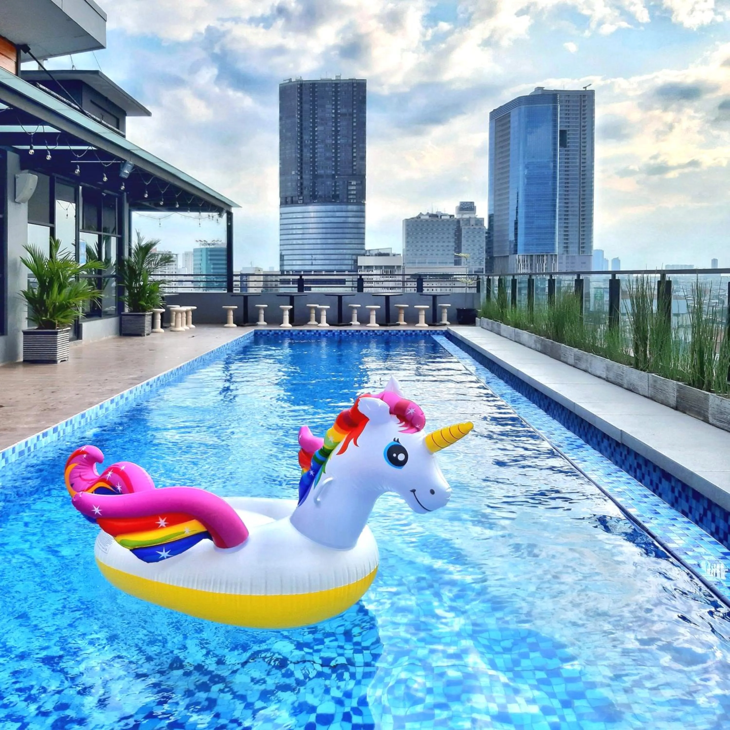 Swimming pool in Surabaya River View Hotel