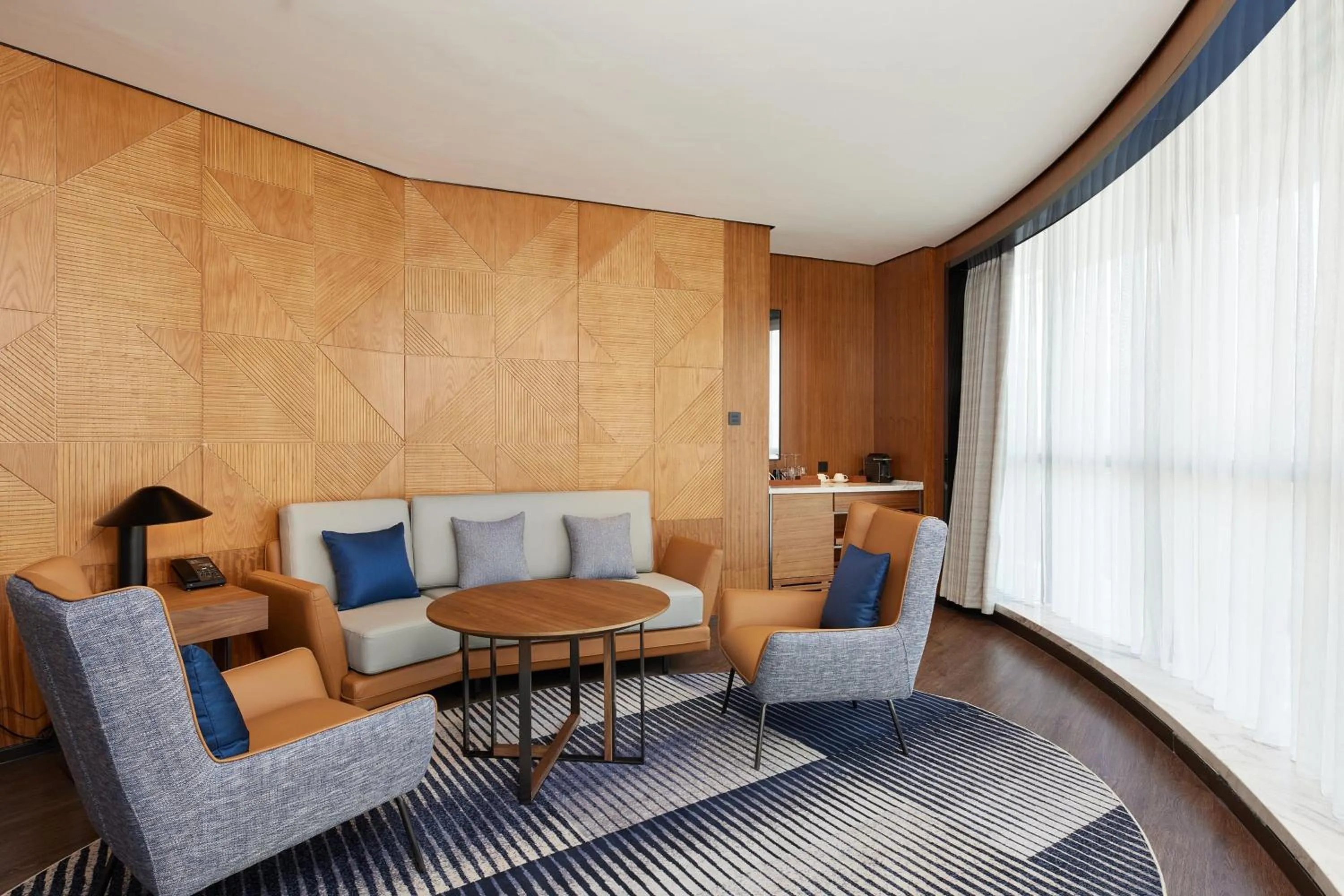 Living room in Four Points by Sheraton Yiyang