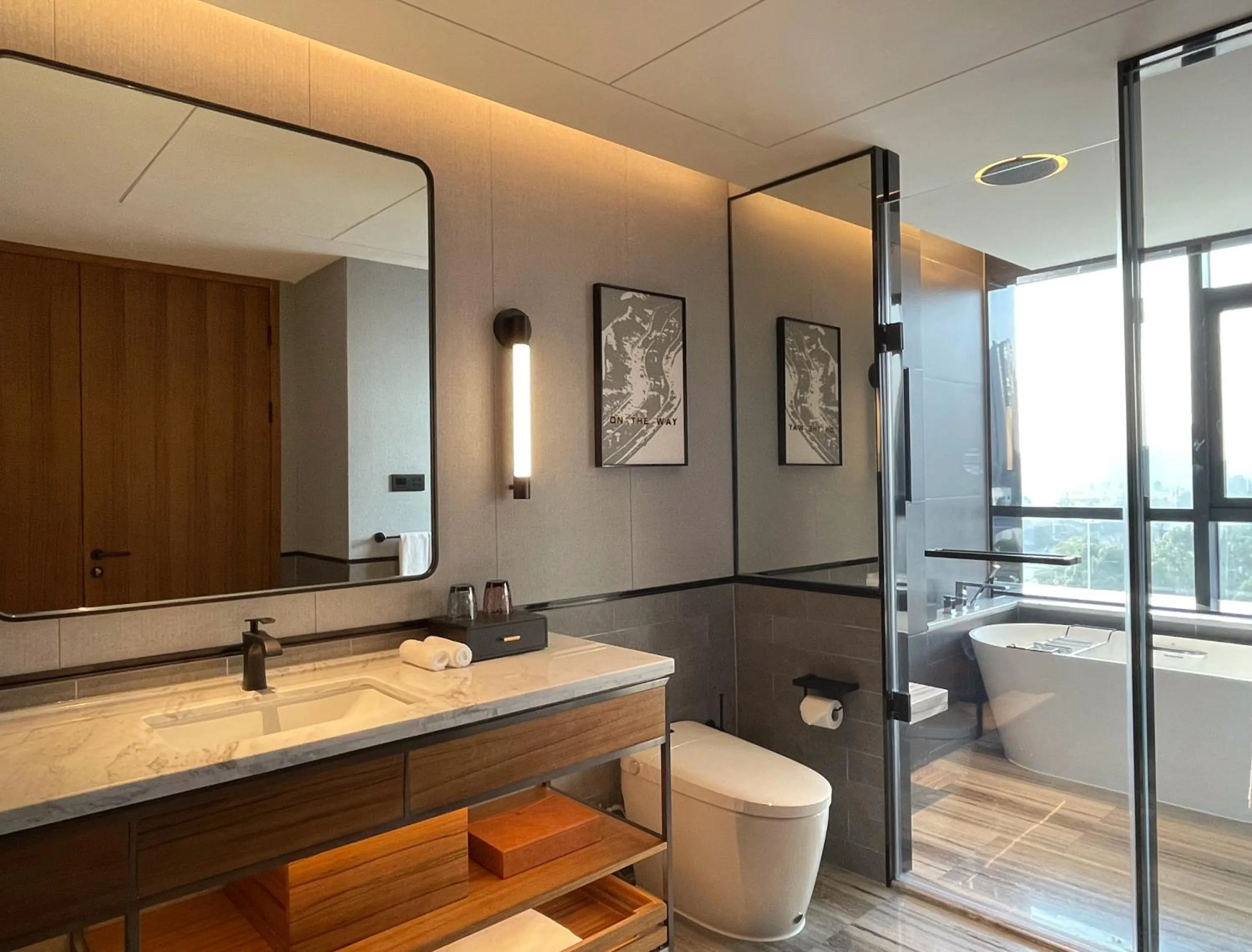 Bathroom in Four Points by Sheraton Yiyang