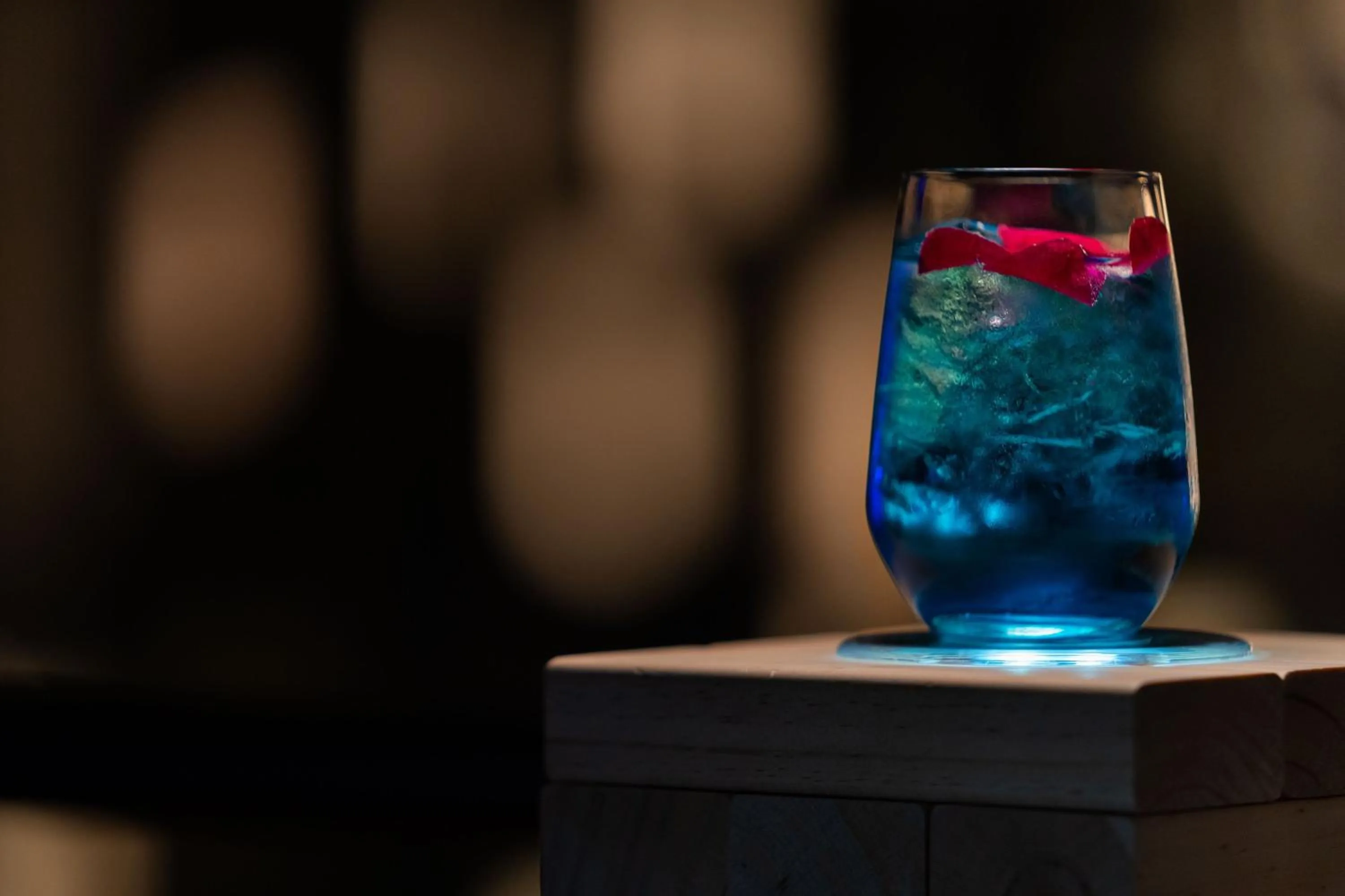 Lounge or bar in Moxy Houston Downtown