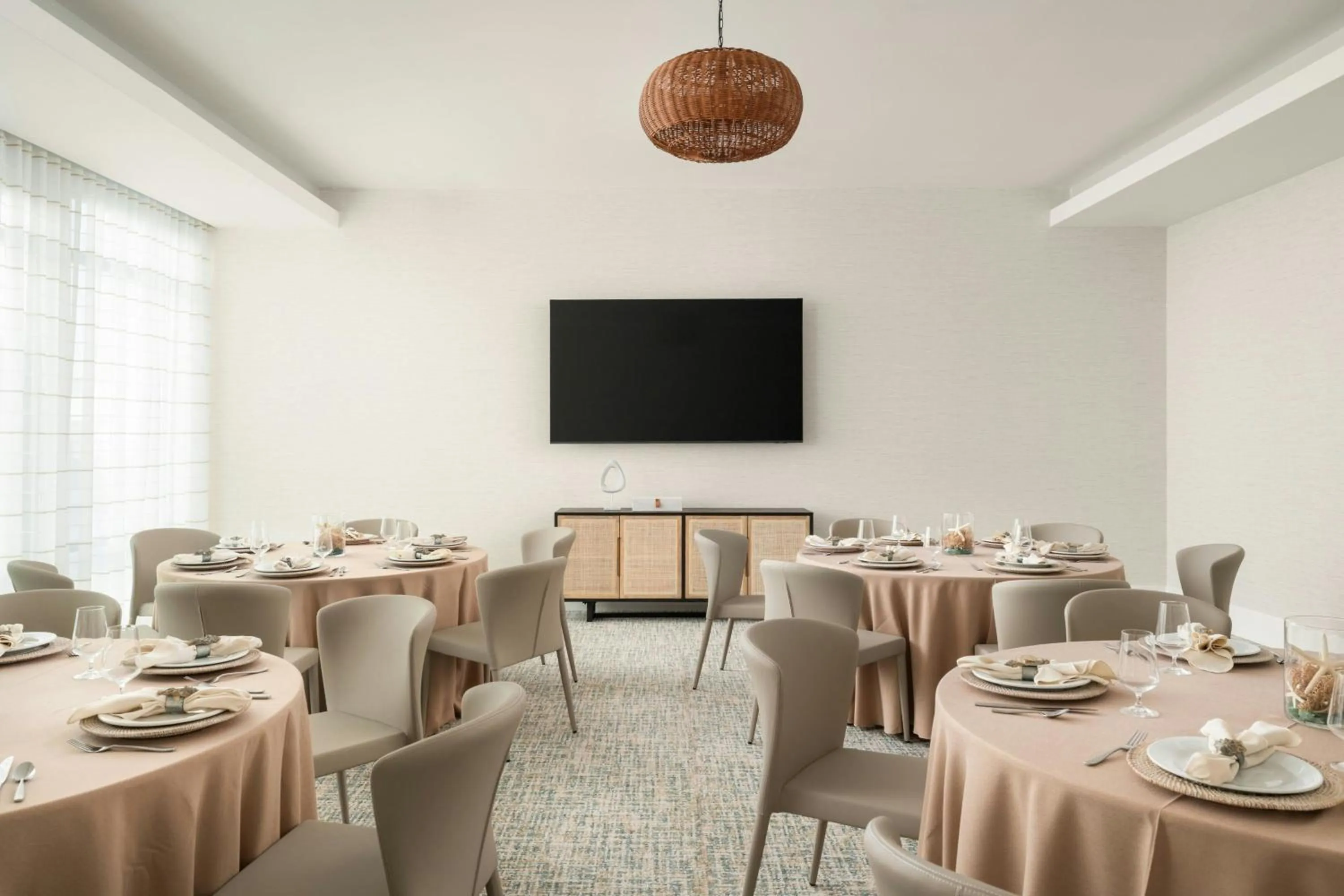 Meeting/conference room in SpringHill Suites by Marriott Jacksonville Beach Oceanfront