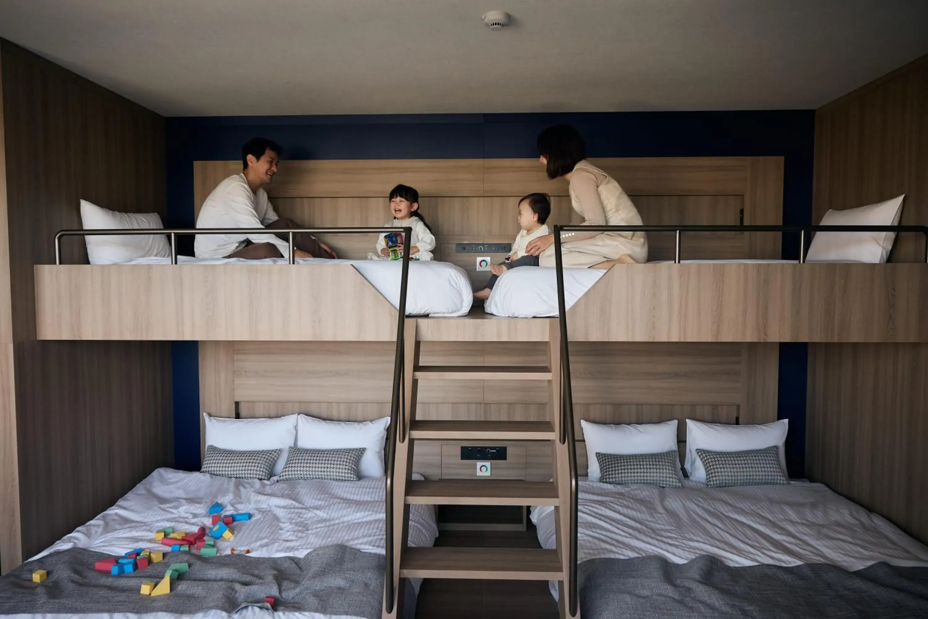 Family, Bed in fav TOKYO RYOGOKU Family, Bed in fav TOKYO RYOGOKU