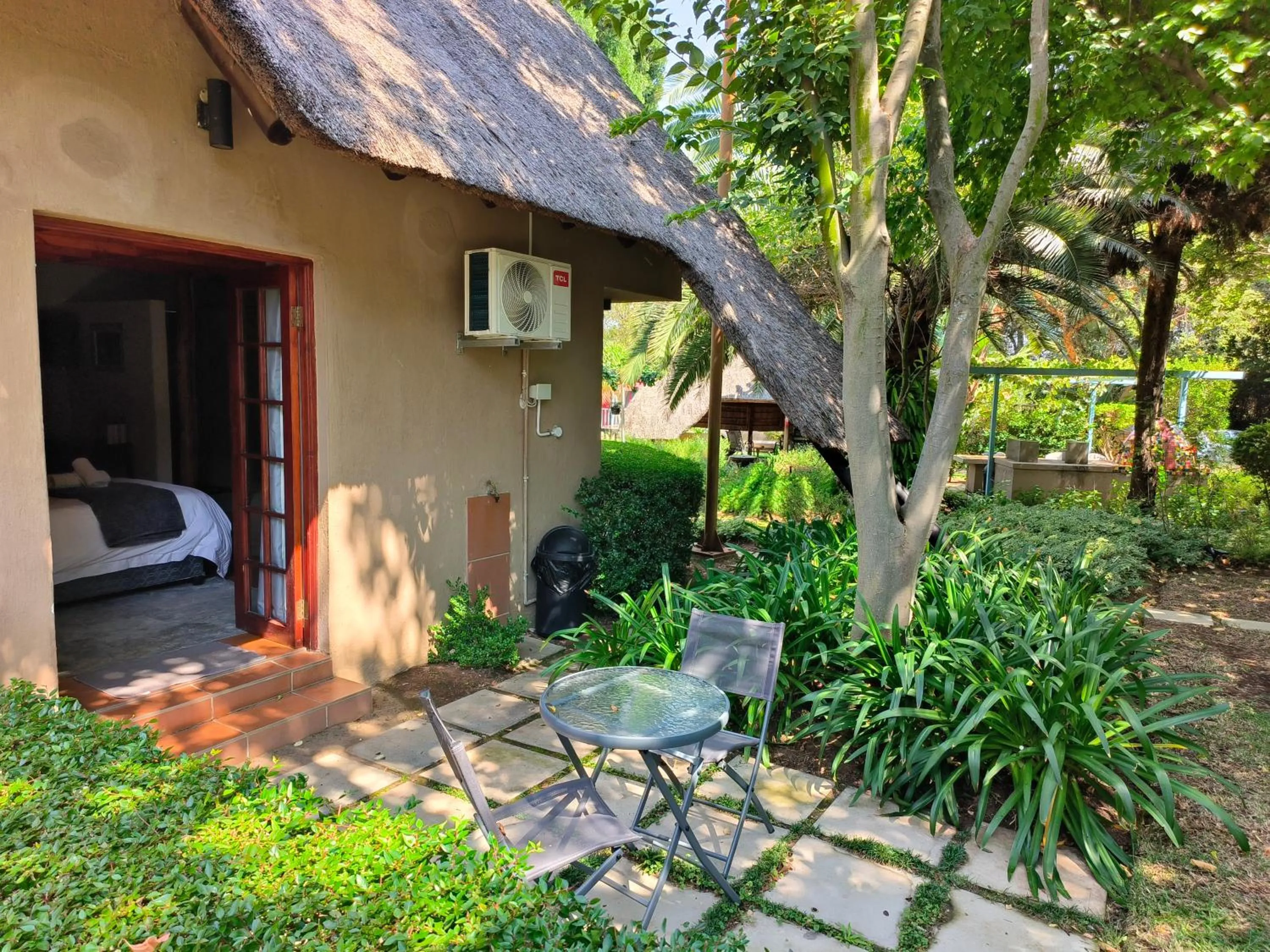 Double Room in Lipizzaner Lodge - Kyalami, Midrand