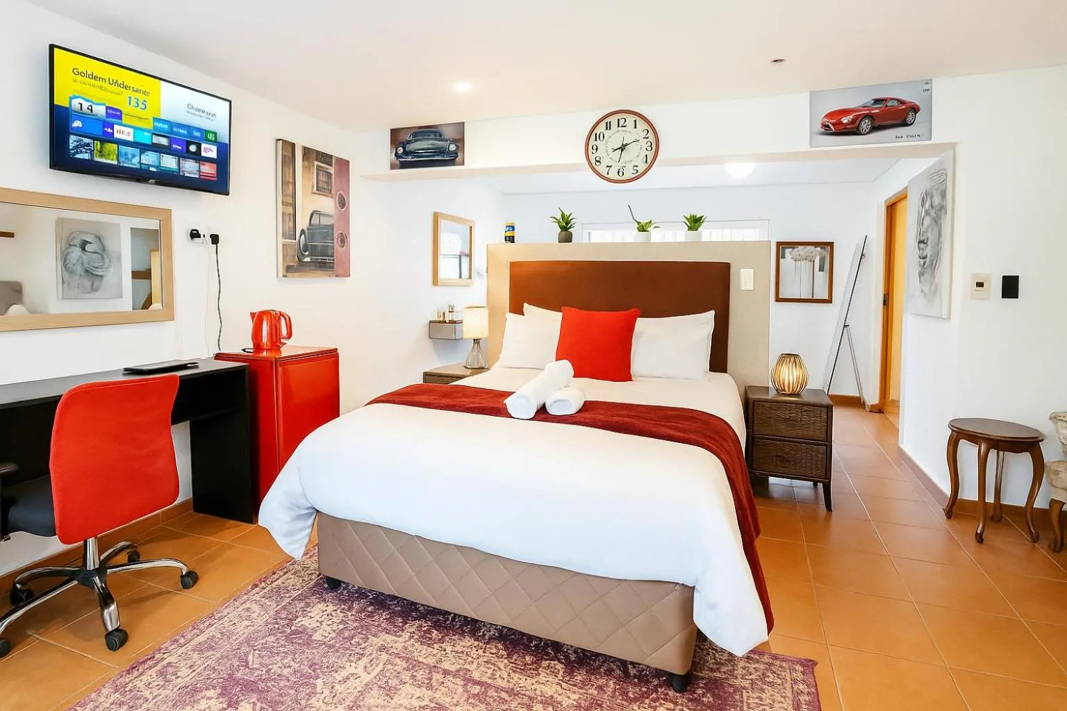 Standard Double Room in Lipizzaner Lodge - Kyalami, Midrand