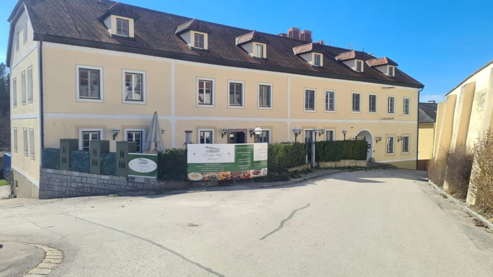 Property building in Landgasthof Winter