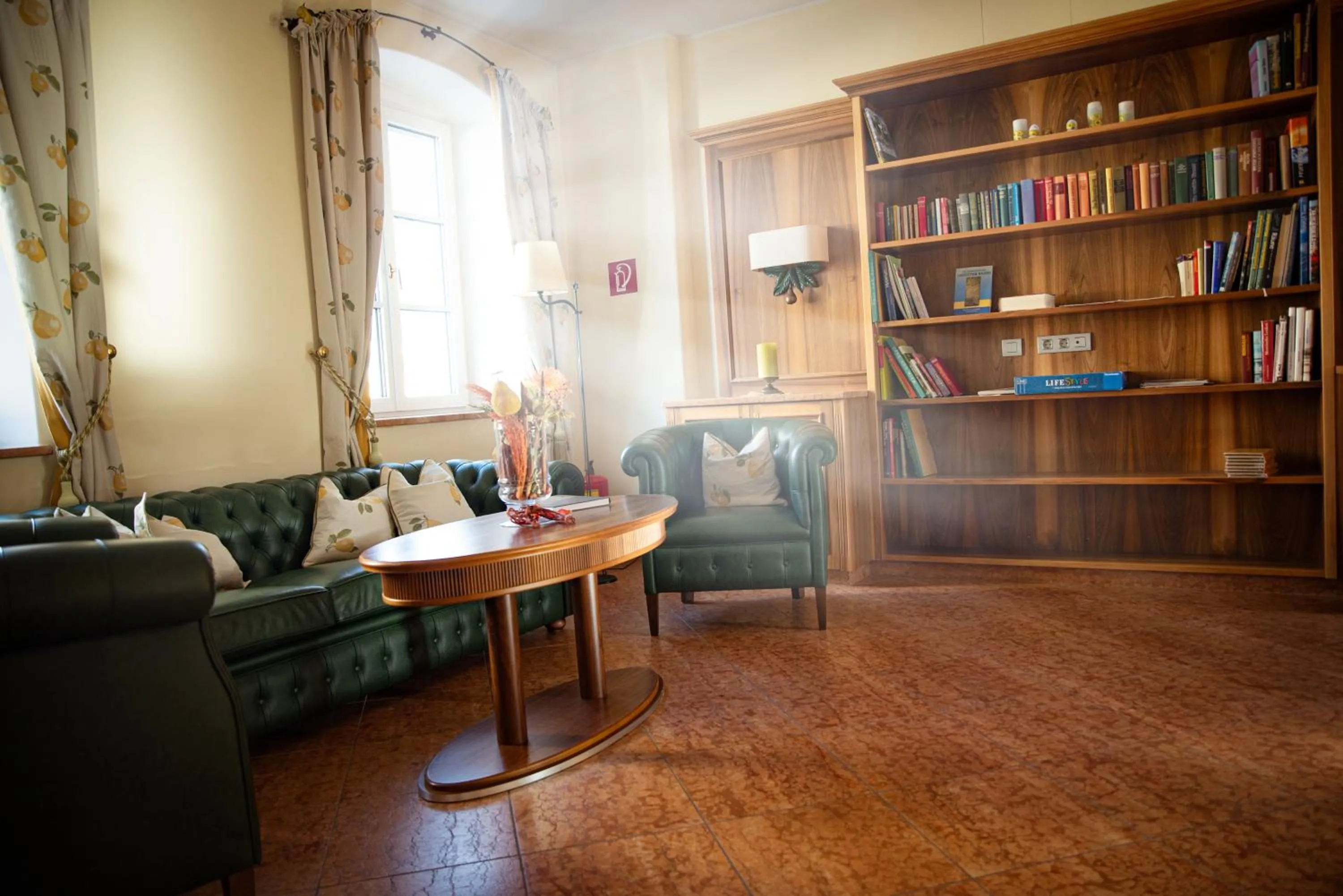 Library in Landgasthof Winter