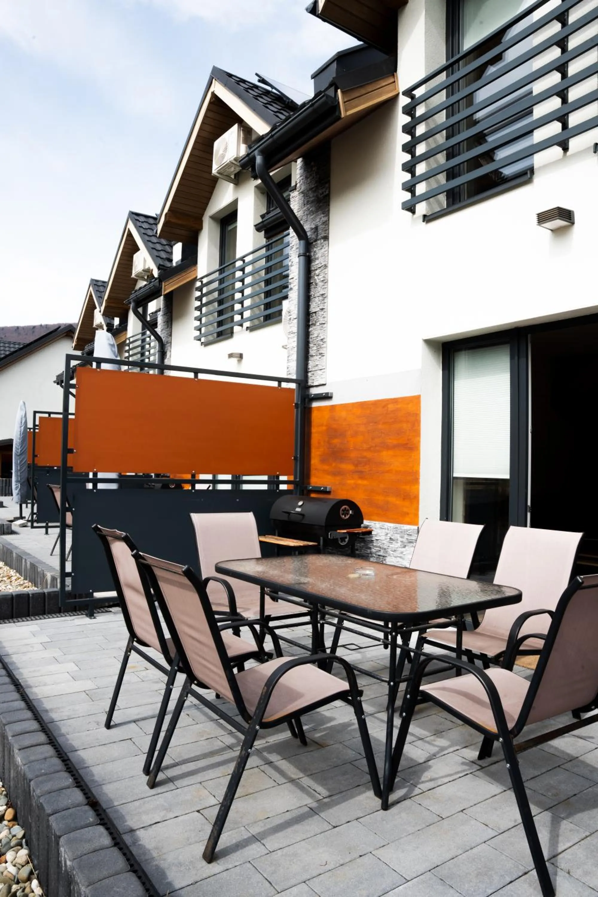 Nad Lipami - apartament z tarasem blisko stoku Sczyrk