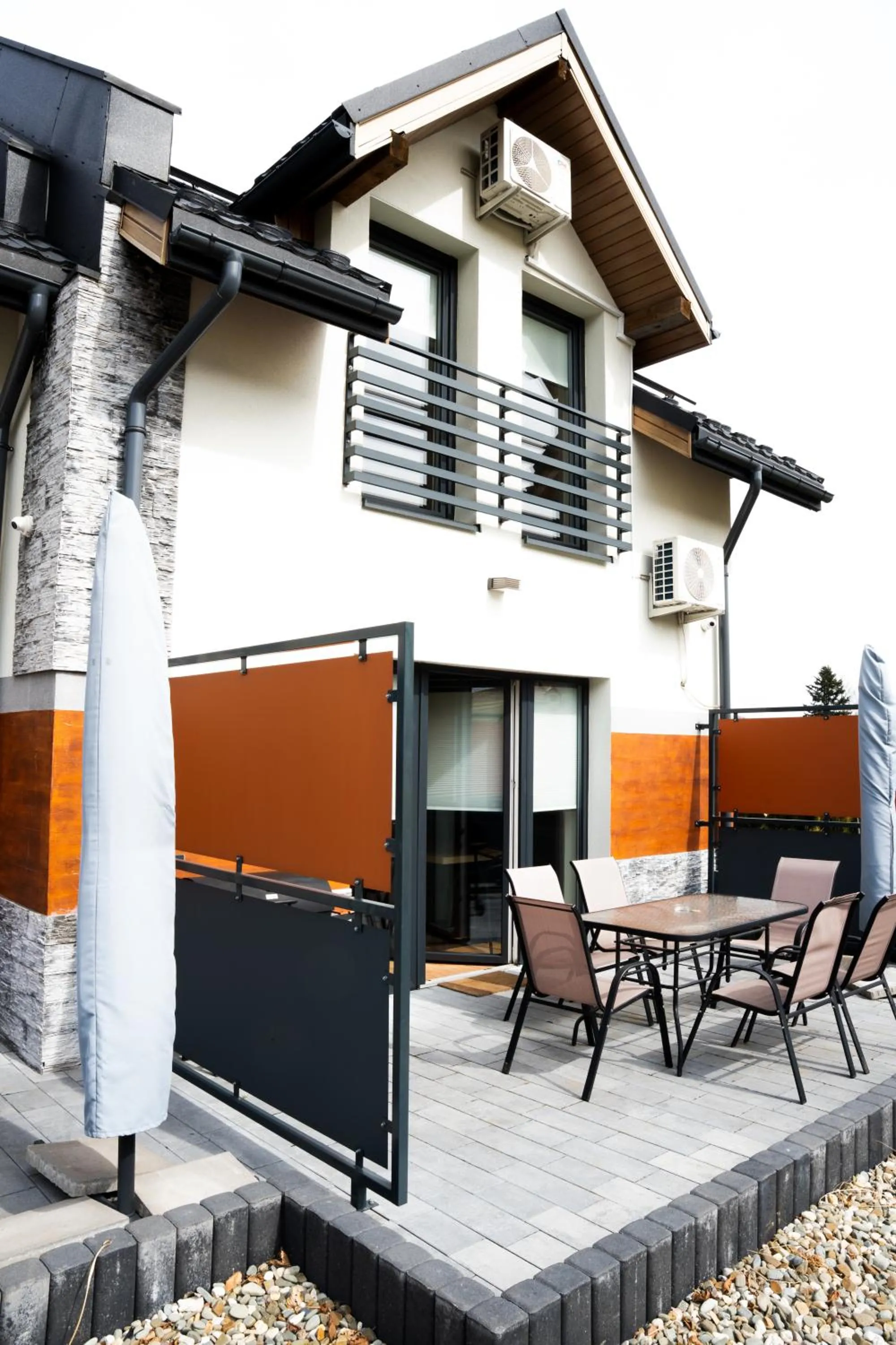 Nad Lipami - apartament z tarasem blisko stoku Sczyrk