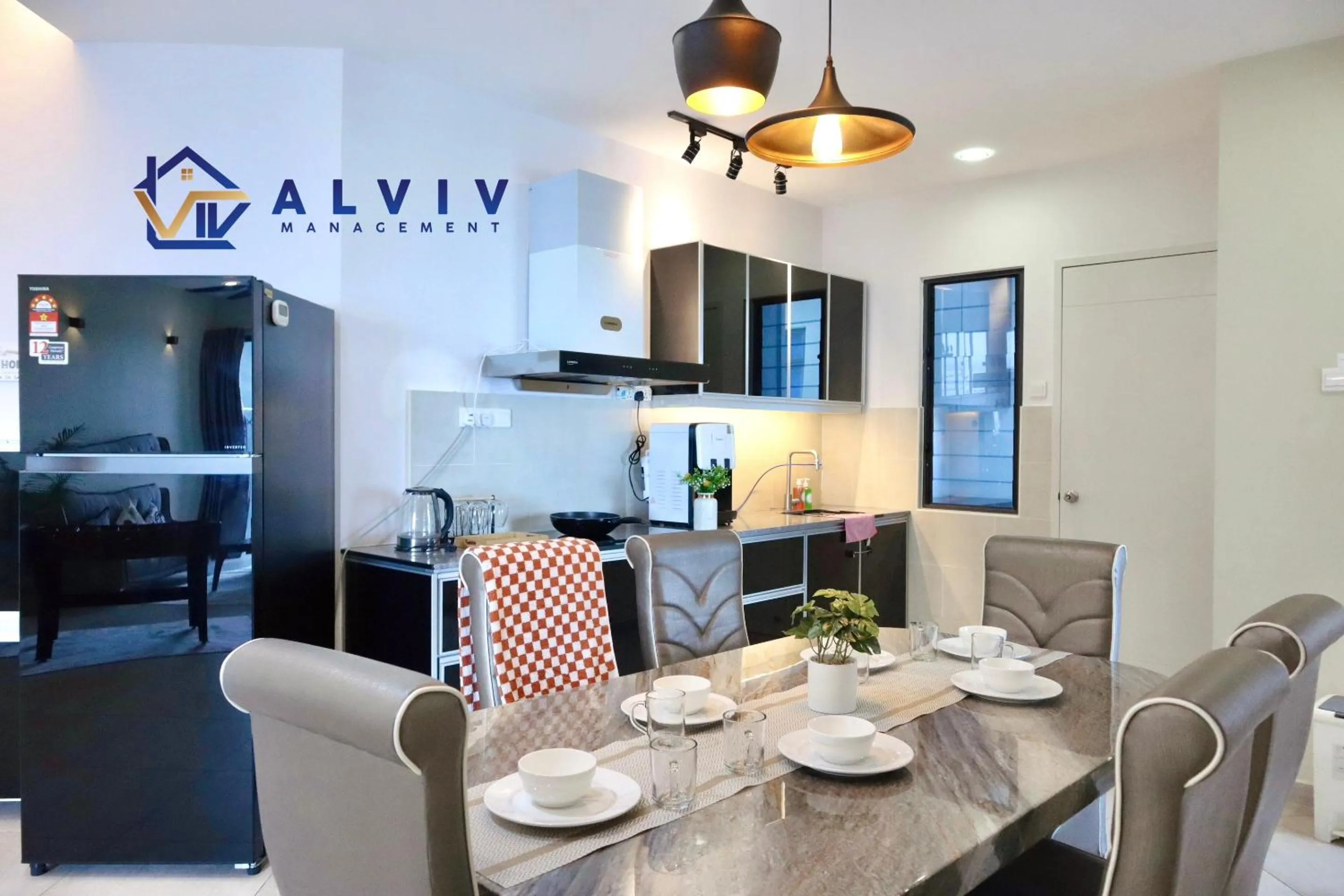 Dining area in Atlantis Melaka I 5-10pax I 5min JonkerSt BY Alviv Management