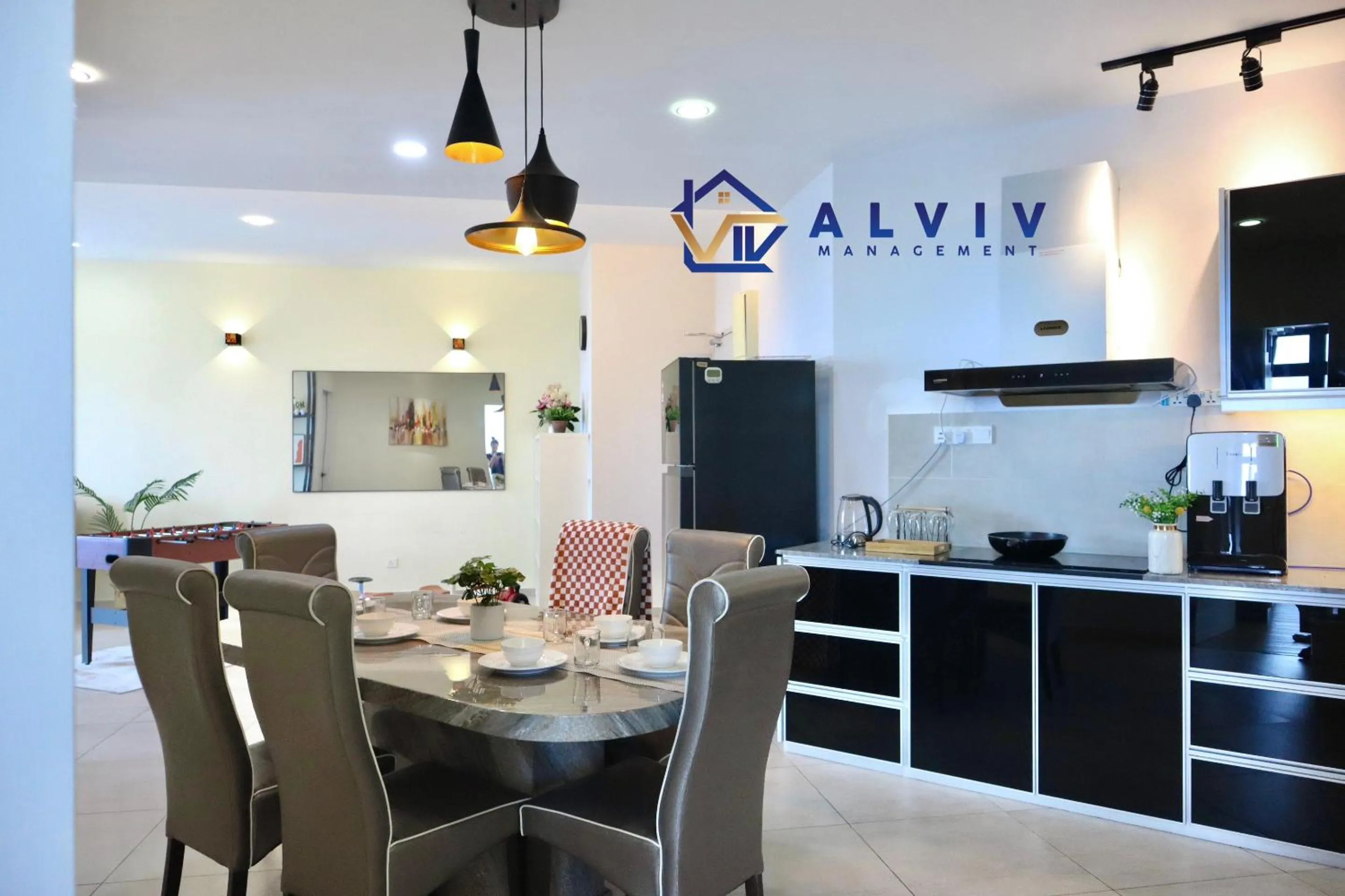 Dining area in Atlantis Melaka I 5-10pax I 5min JonkerSt BY Alviv Management