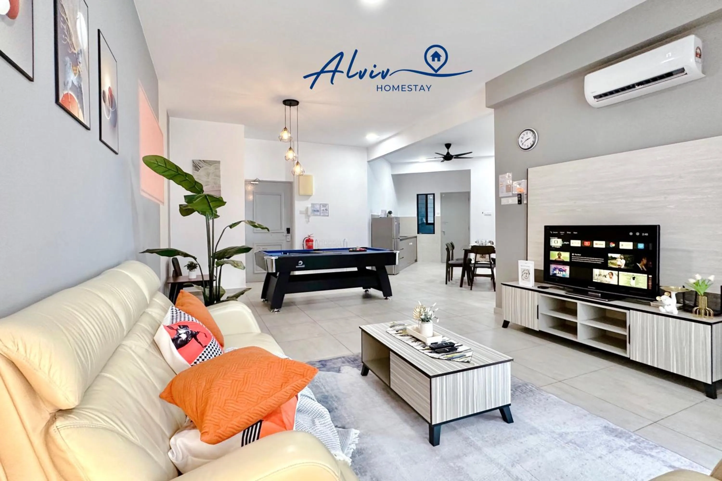 Living room in Atlantis Melaka I 5-10pax I 5min JonkerSt BY Alviv Management