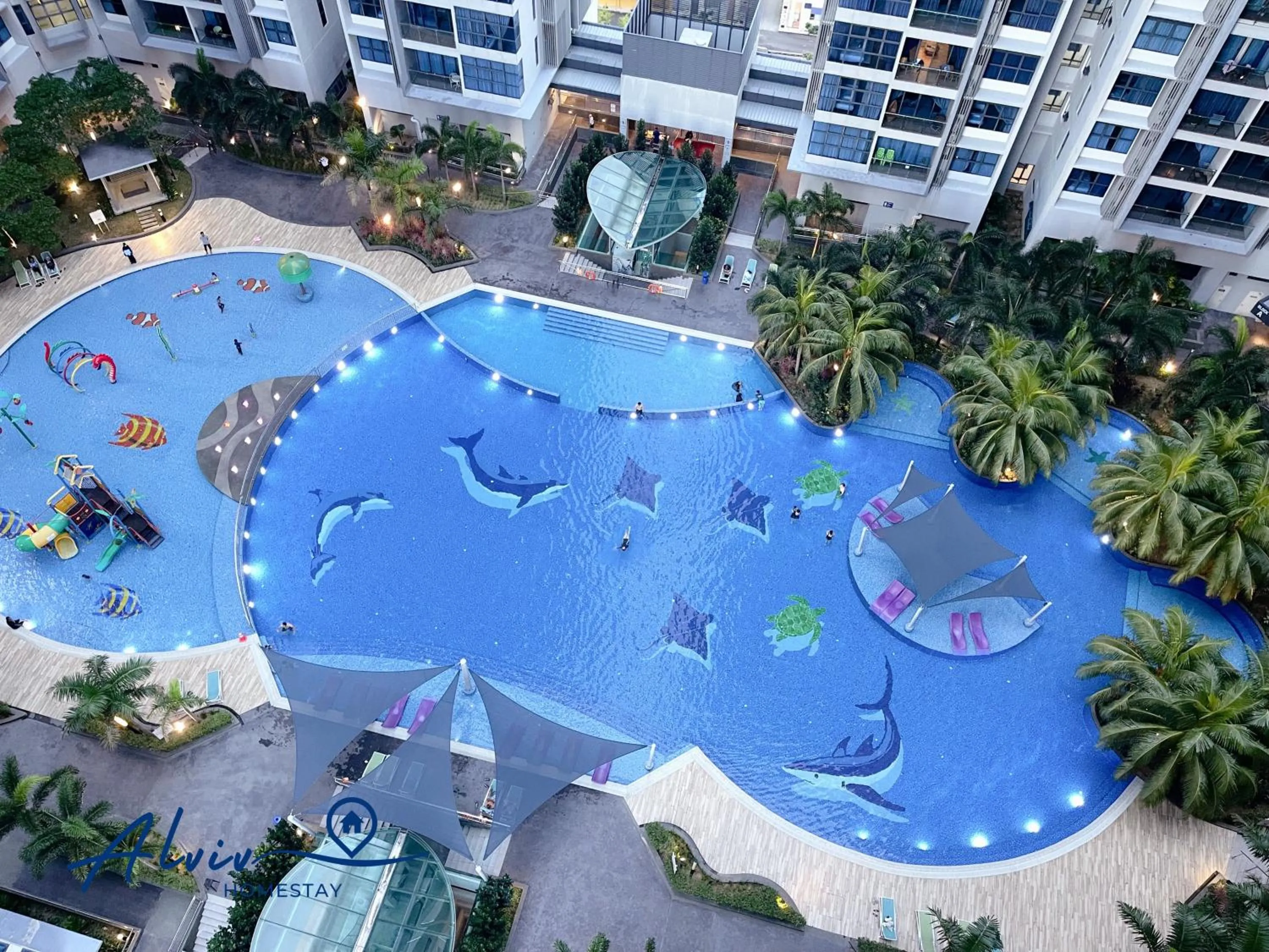 Swimming pool in Atlantis Melaka I 5-10pax I 5min JonkerSt BY Alviv Management