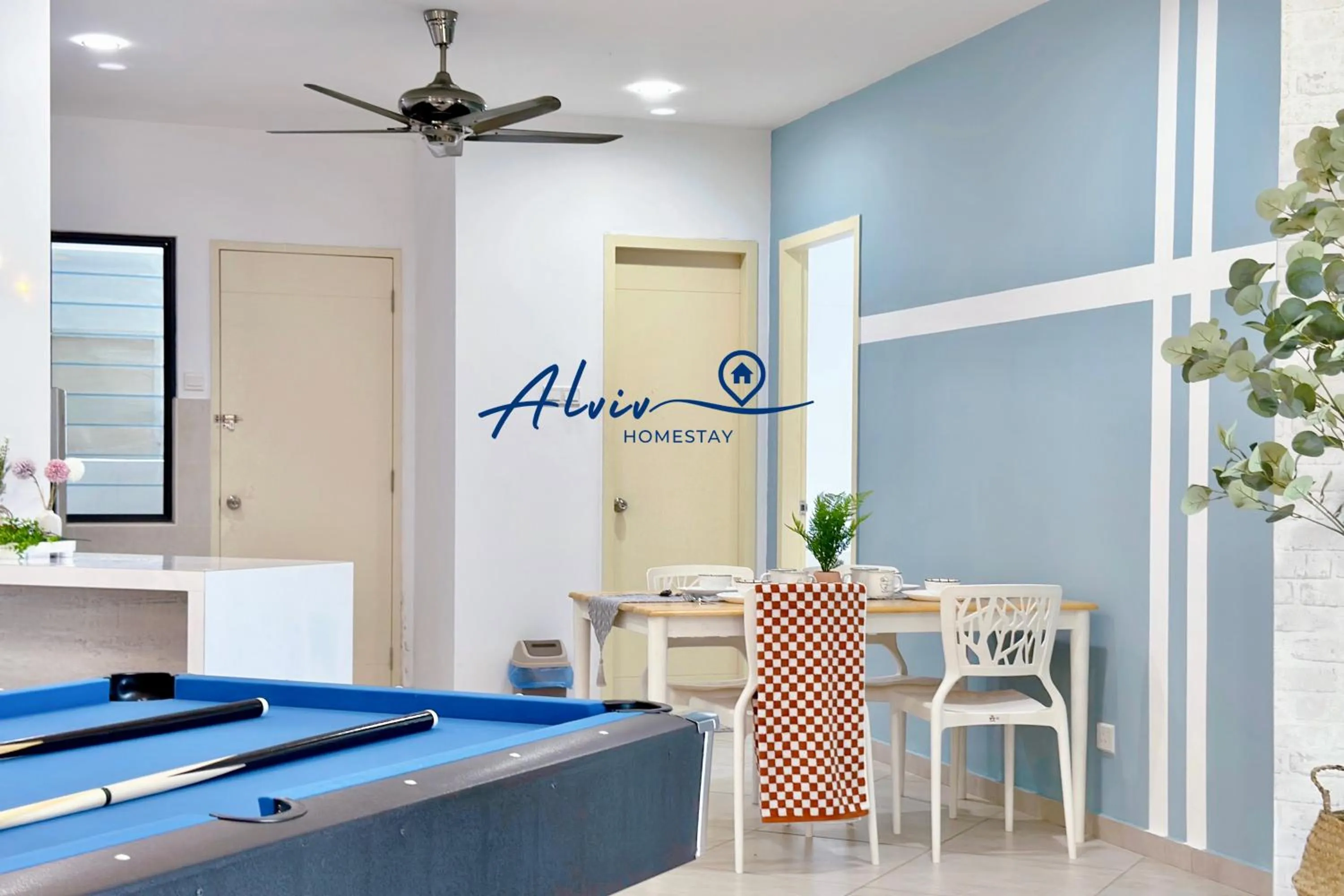 Dining area in Atlantis Melaka I 5-10pax I 5min JonkerSt BY Alviv Management