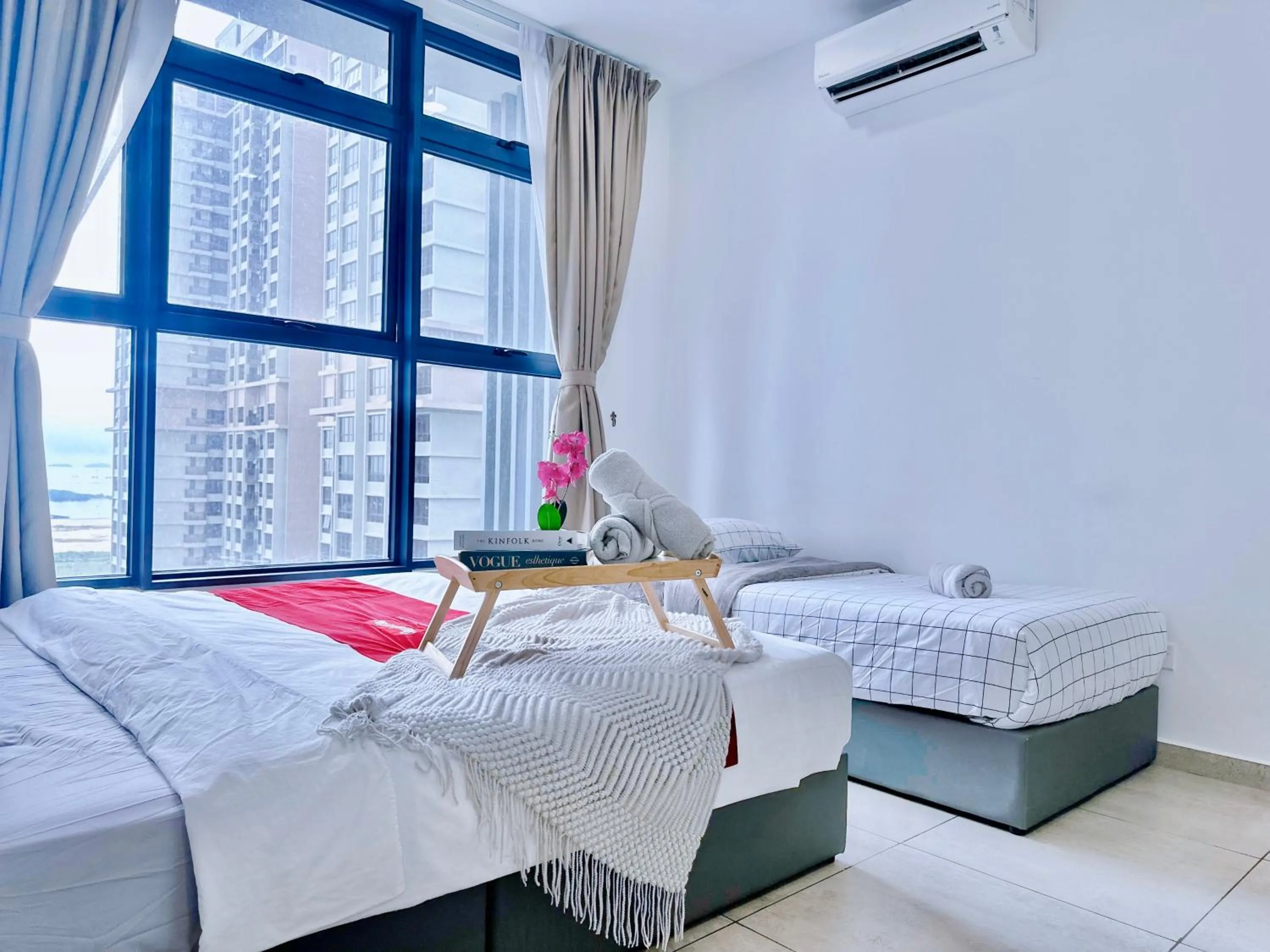 Bed in Atlantis Melaka I 5-10pax I 5min JonkerSt BY Alviv Management