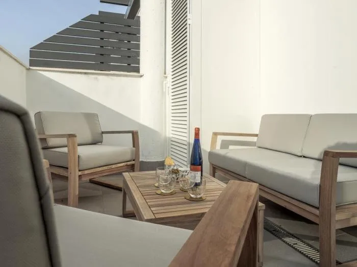 Balcony/Terrace in Uxama Sevilla Luxury Penthouse en Triana - Terraza y parking privados - piscina