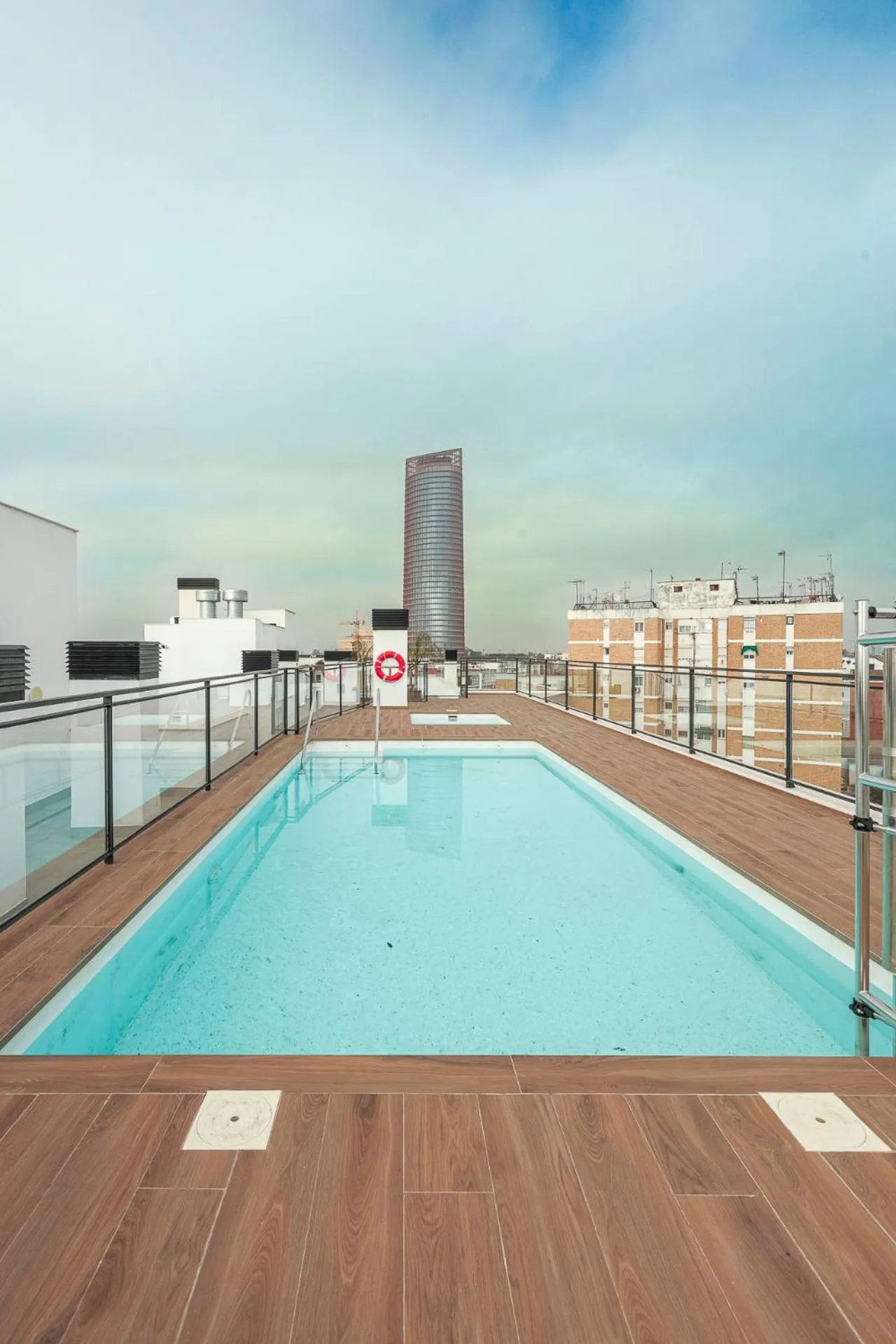 Day in Uxama Sevilla Luxury Penthouse en Triana - Terraza y parking privados - piscina