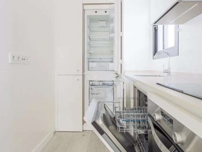 Kitchen or kitchenette in Uxama Sevilla Luxury Penthouse en Triana - Terraza y parking privados - piscina