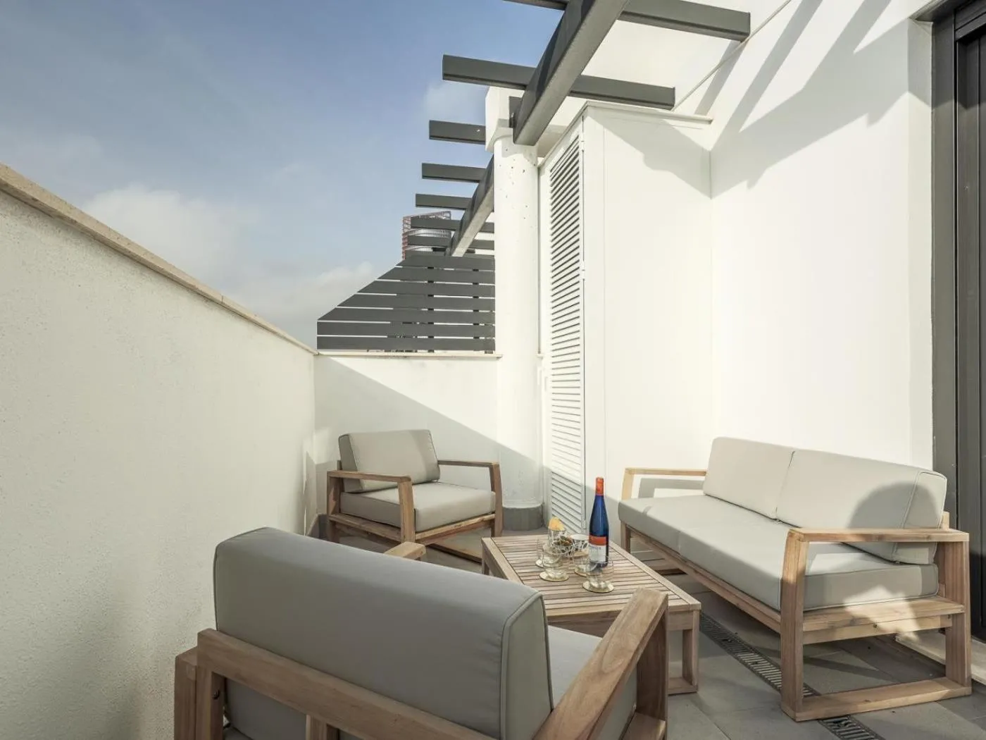Balcony/Terrace in Uxama Sevilla Luxury Penthouse en Triana - Terraza y parking privados - piscina
