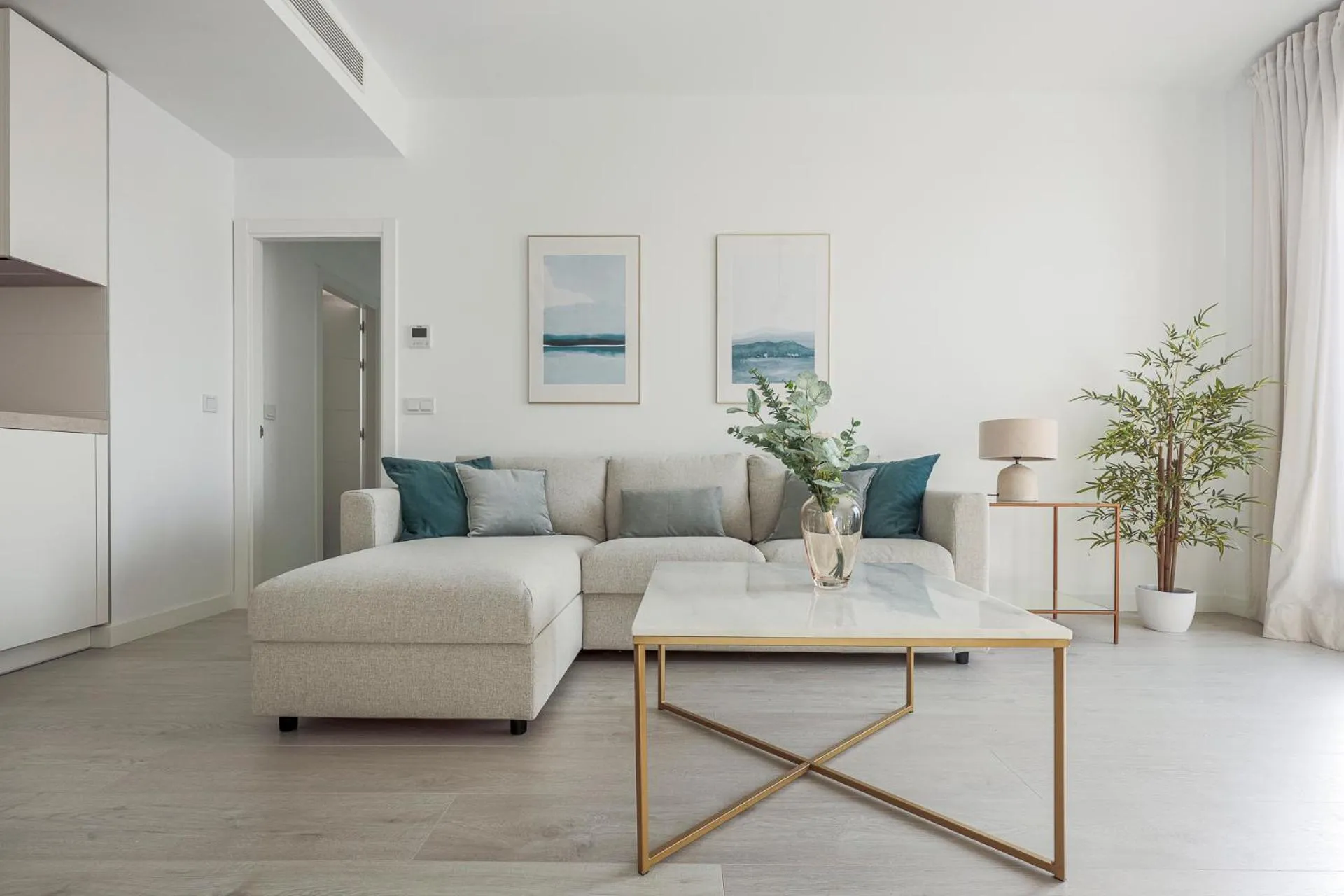Living room in Uxama Sevilla Luxury Penthouse en Triana - Terraza y parking privados - piscina
