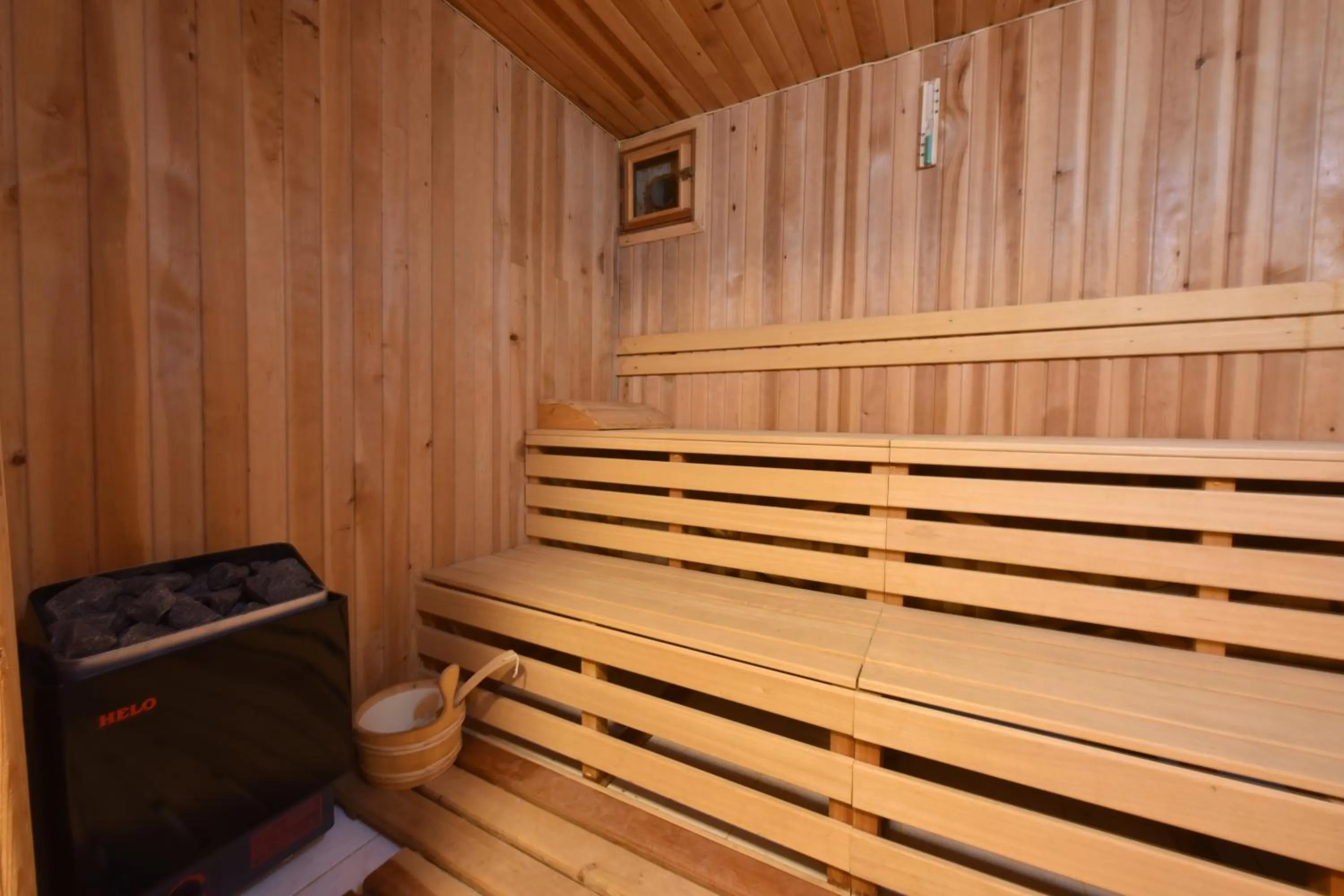 Sauna in Istanbul Airport Treekos Suite Hotel