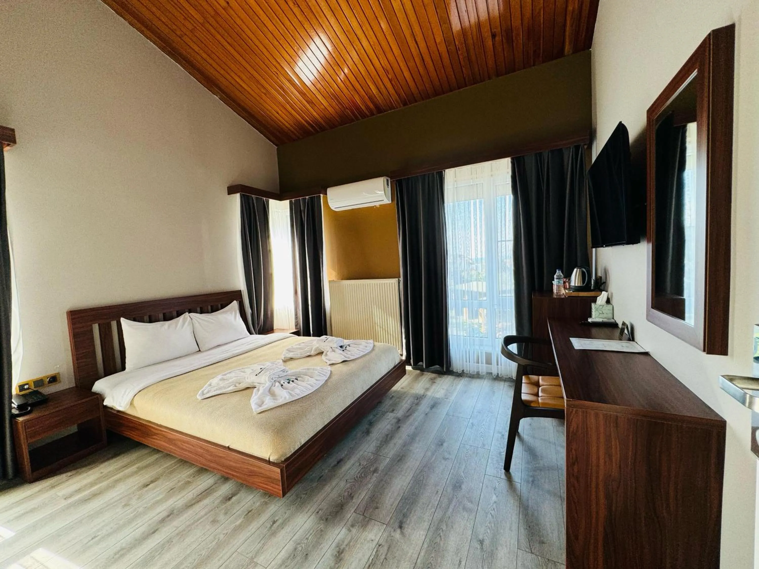 Bed in Istanbul Airport Treekos Suite Hotel