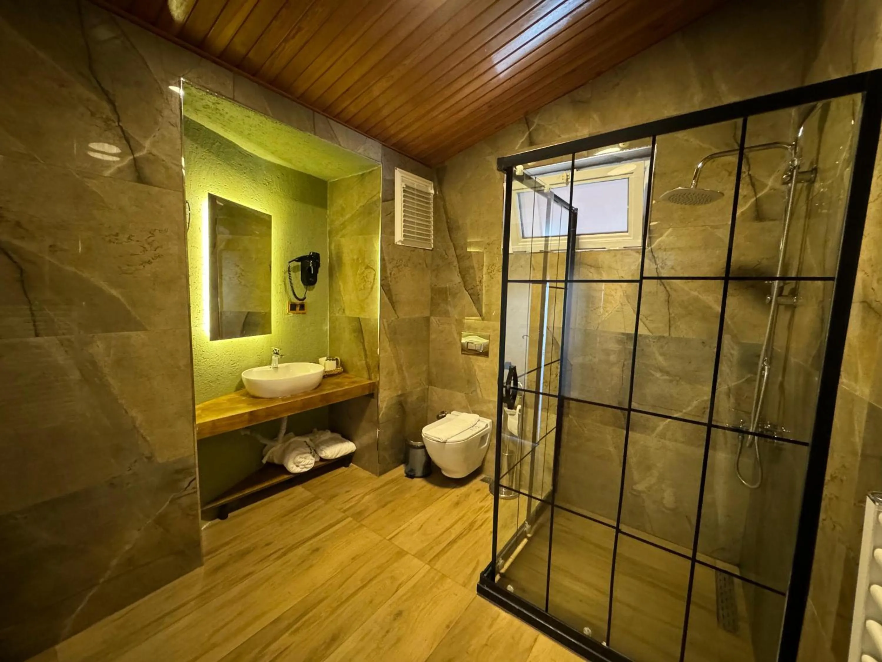 Shower in Istanbul Airport Treekos Suite Hotel
