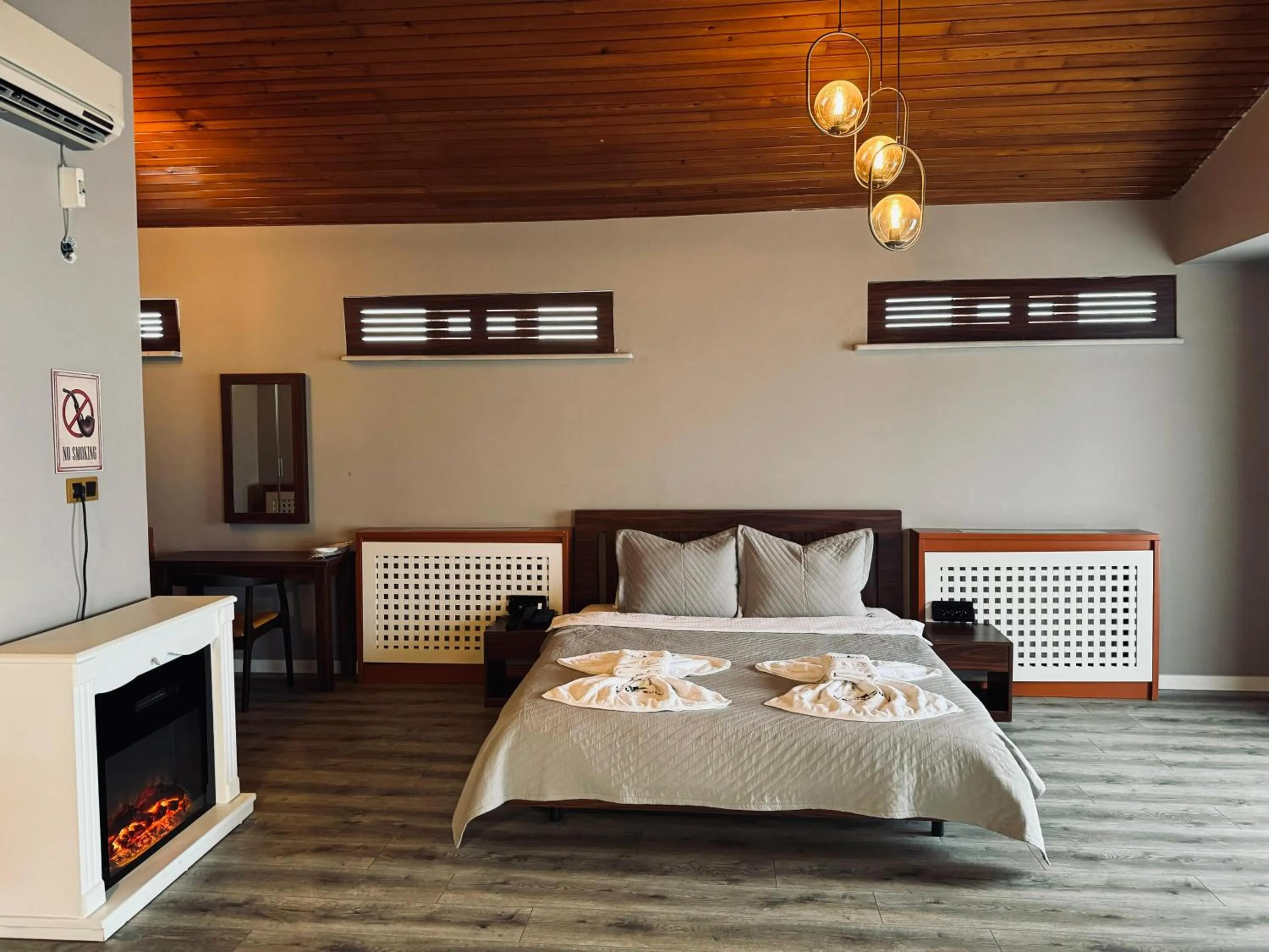 Bed in Istanbul Airport Treekos Suite Hotel