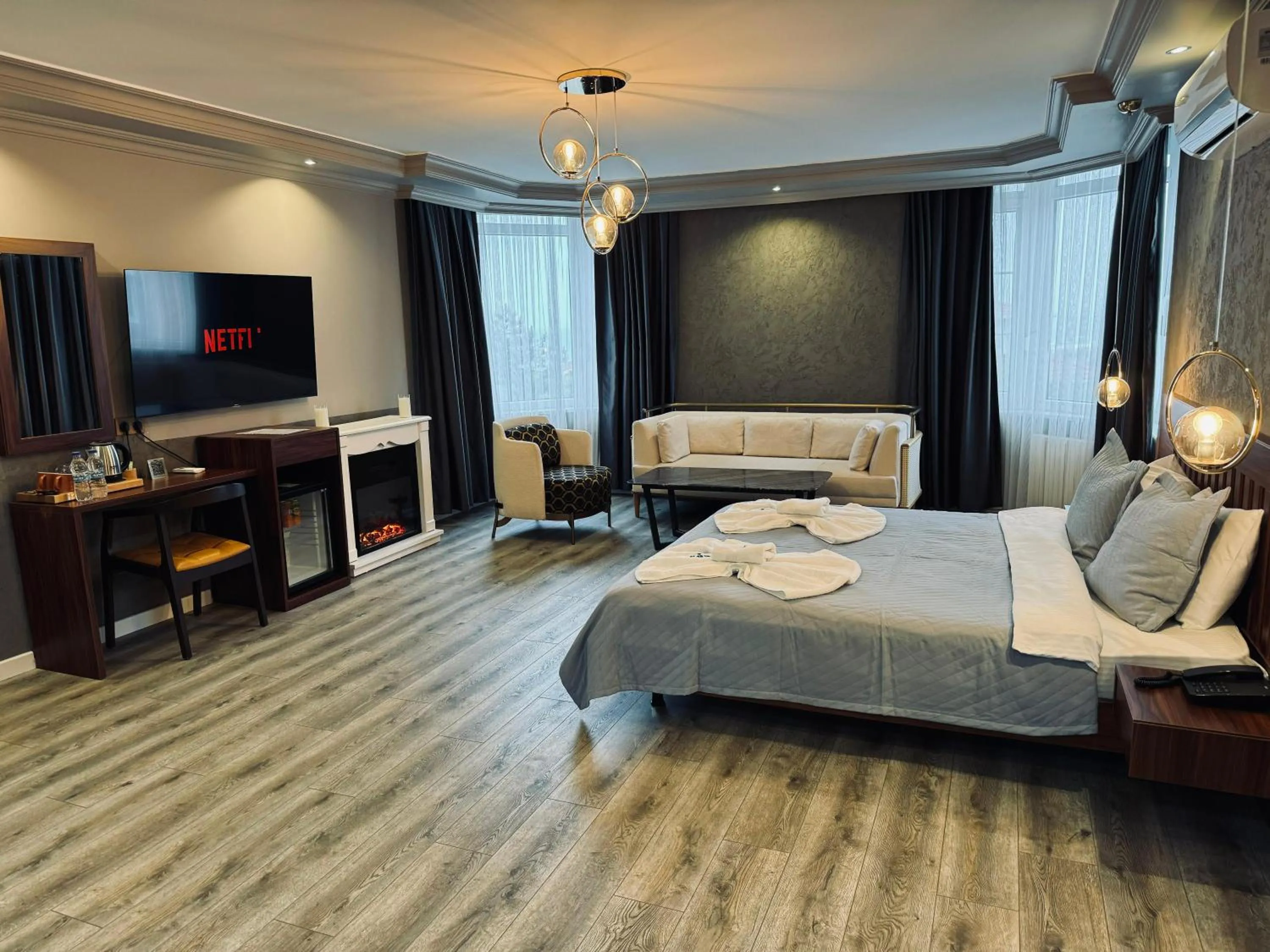 Bed in Istanbul Airport Treekos Suite Hotel