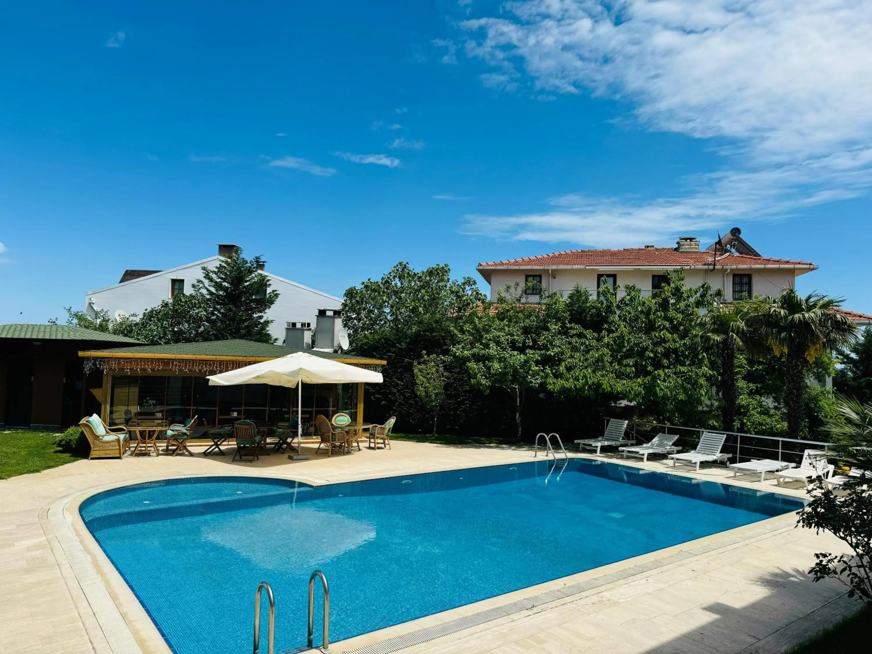 Patio in Istanbul Airport Treekos Suite Hotel