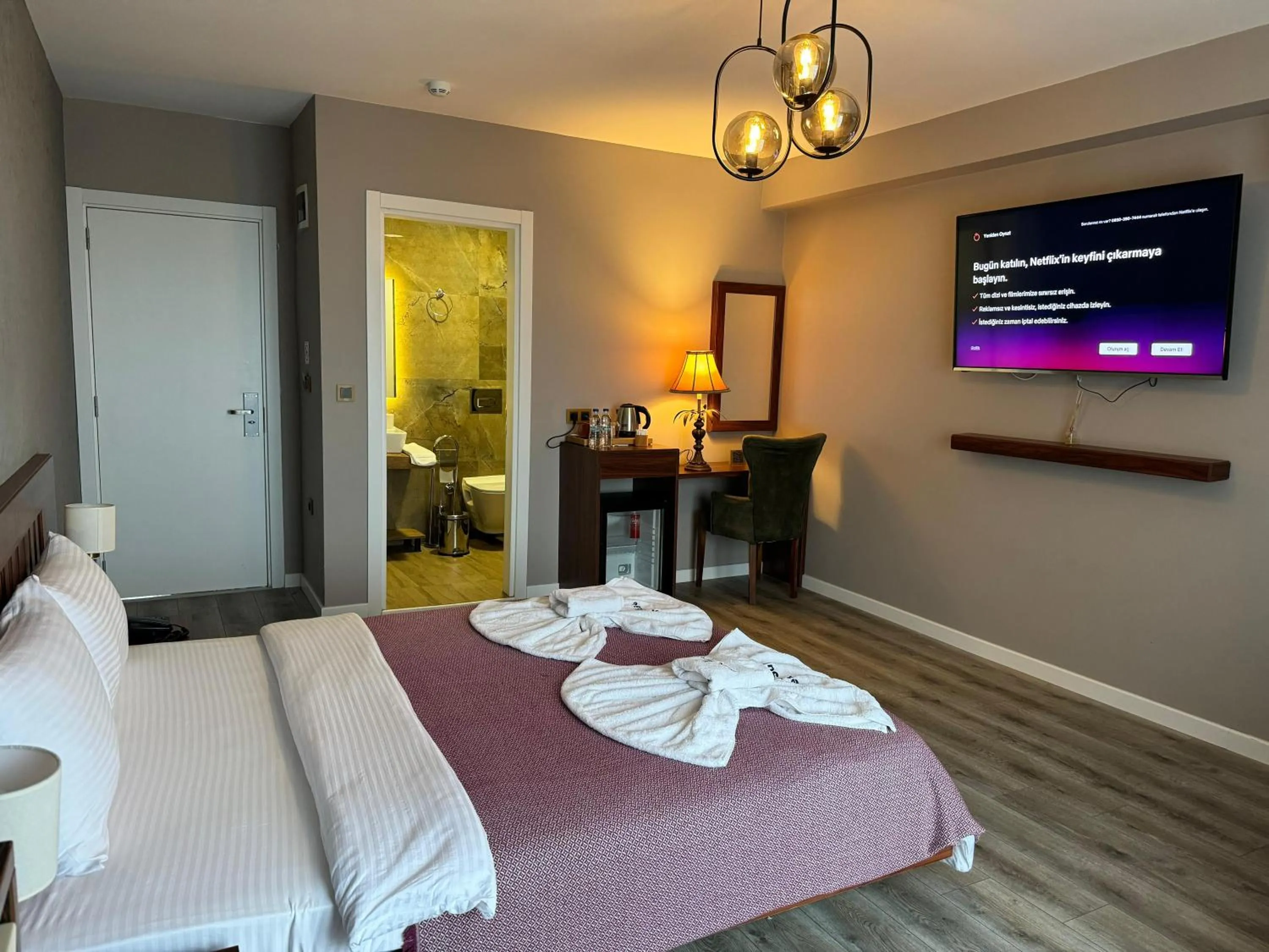 Bed in Istanbul Airport Treekos Suite Hotel