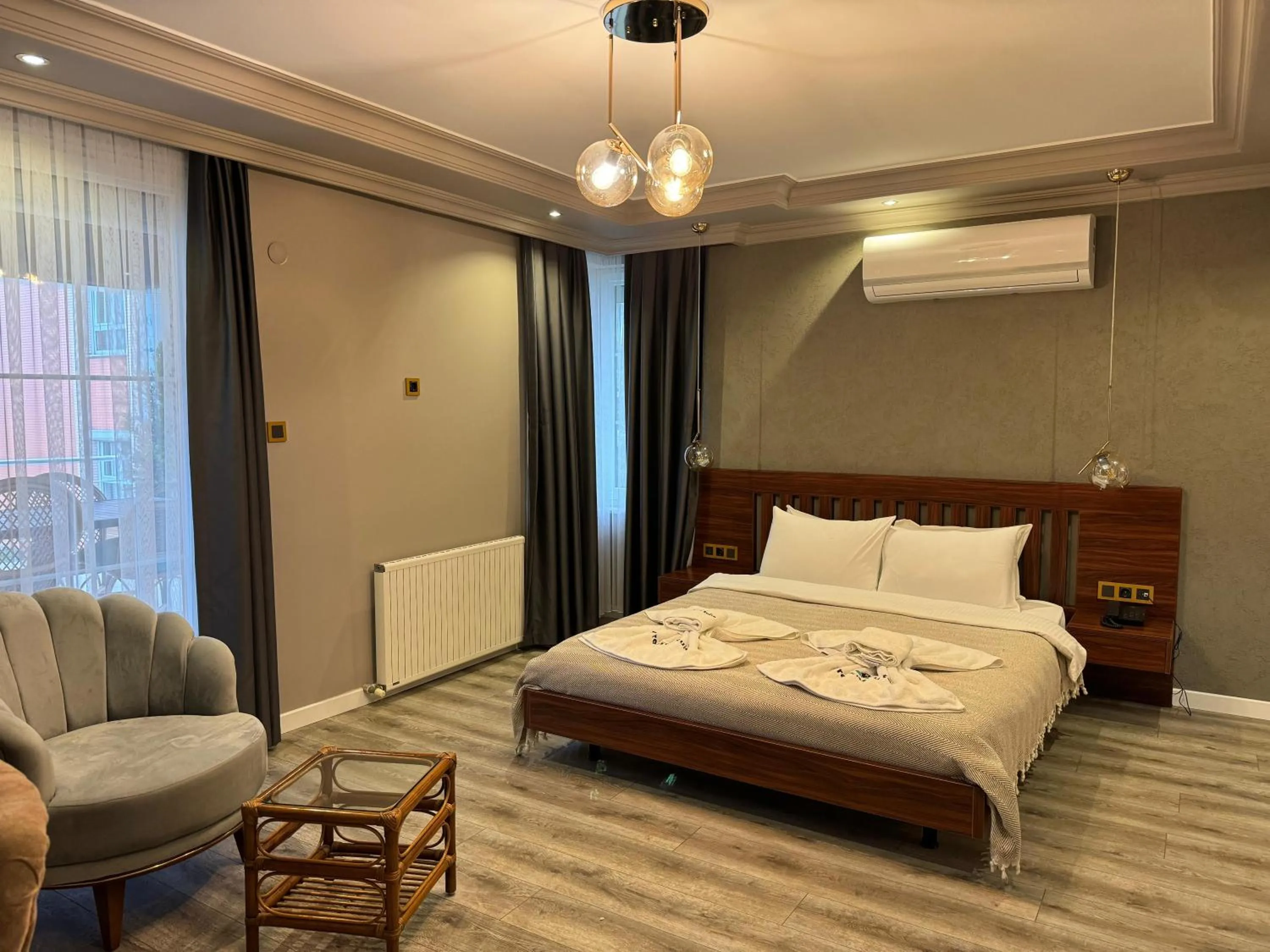Bed in Istanbul Airport Treekos Suite Hotel