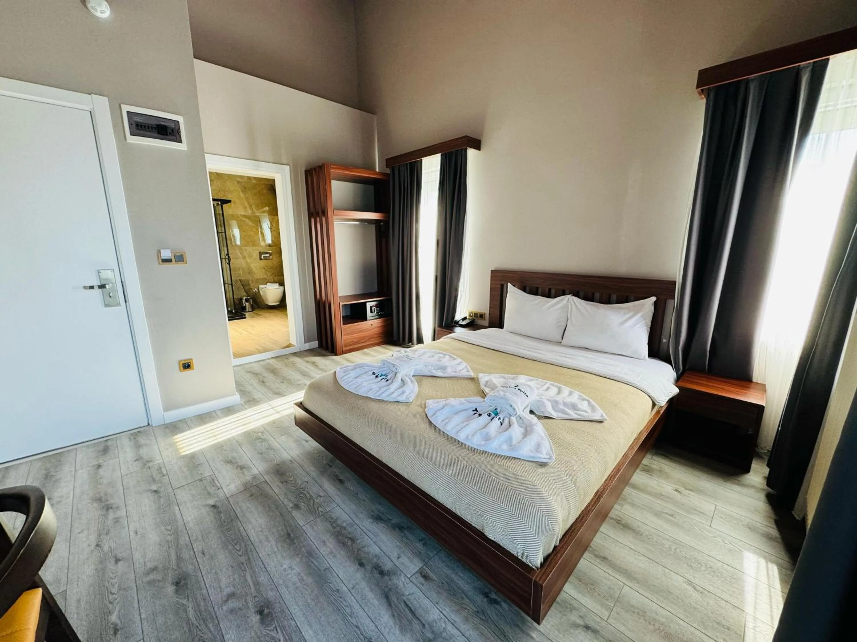 Bed in Istanbul Airport Treekos Suite Hotel