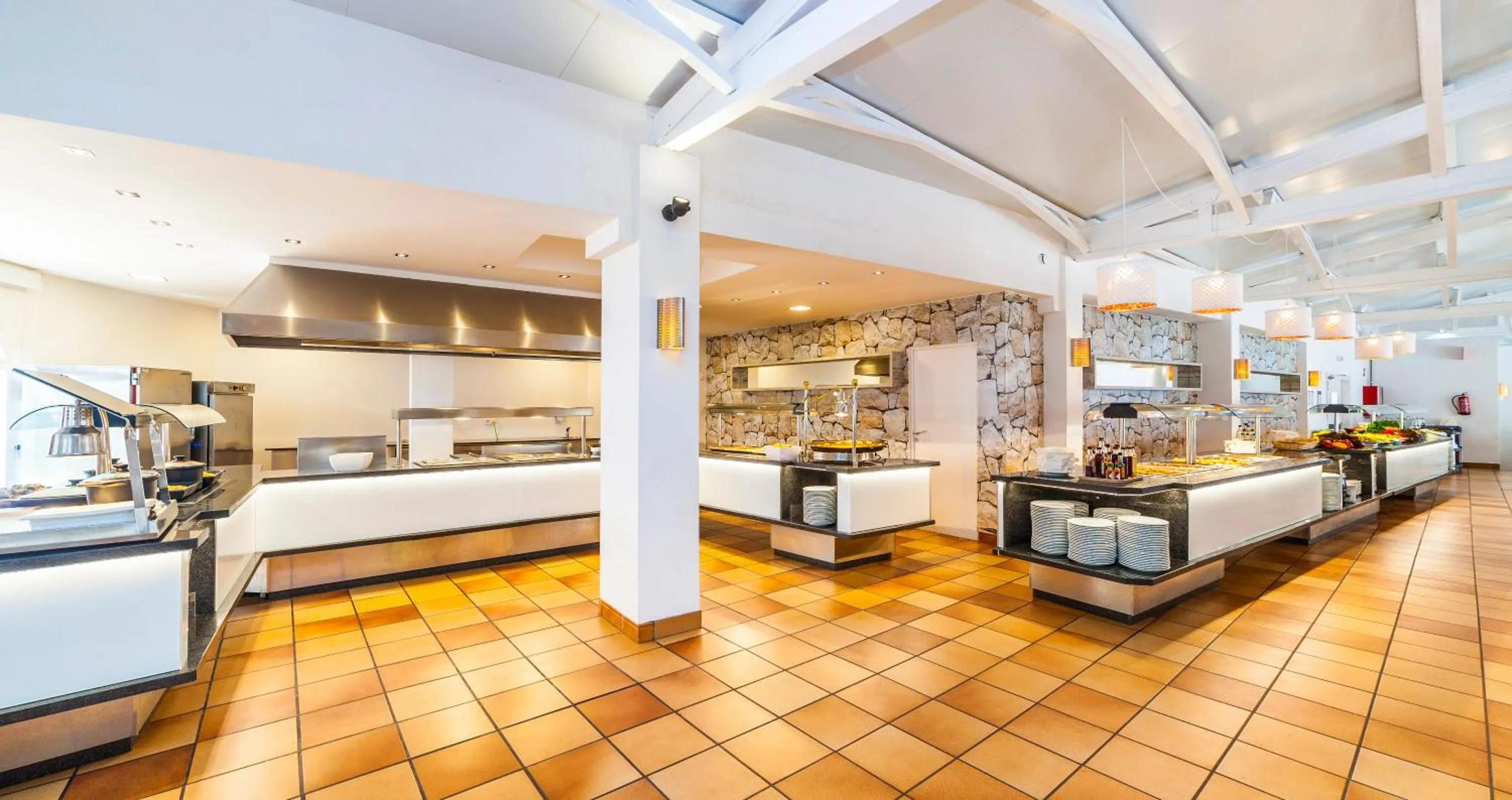 Restaurant/places to eat in Globales Bouganvilla