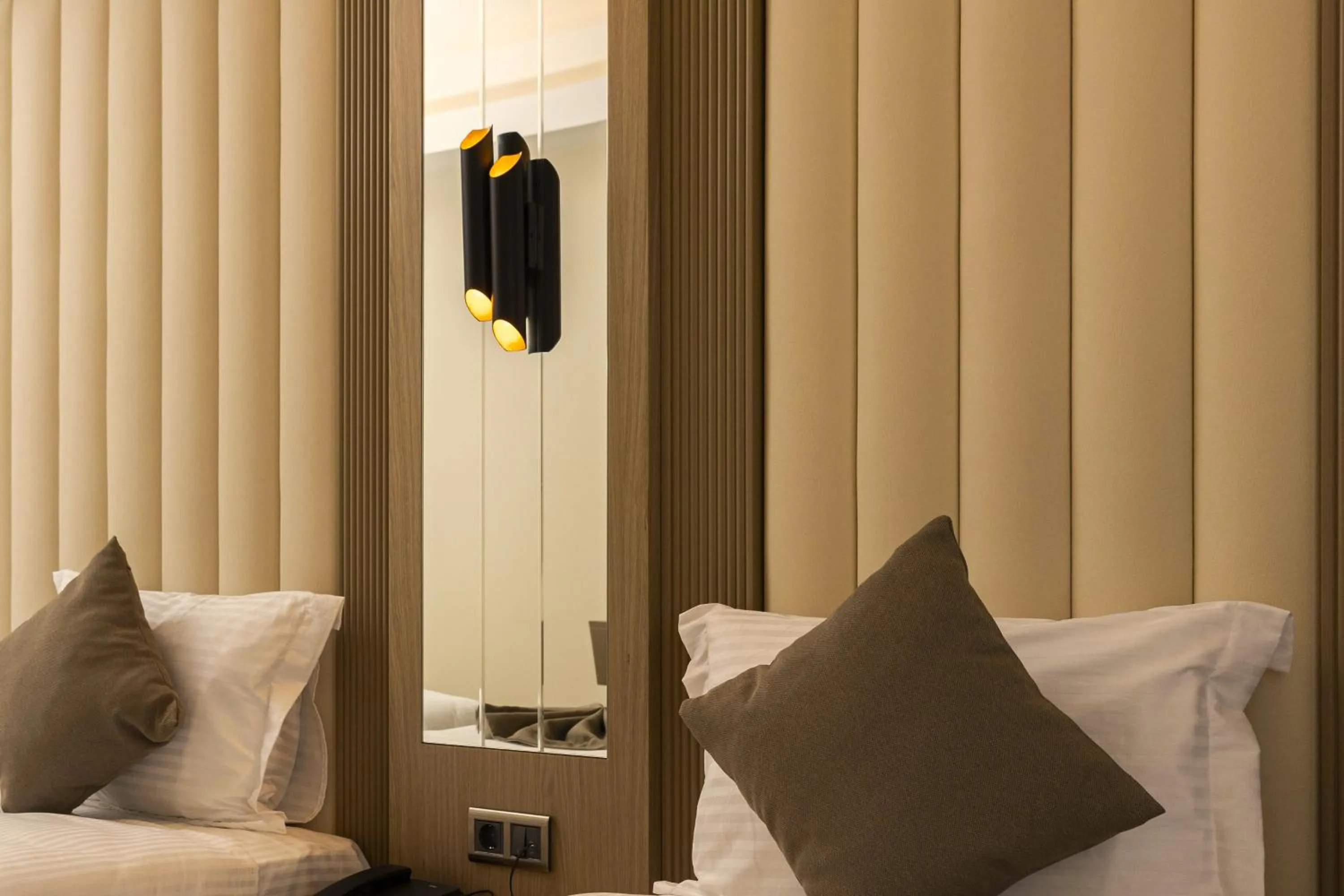 Decorative detail, Bed in Asilzade Hotel Sirkeci