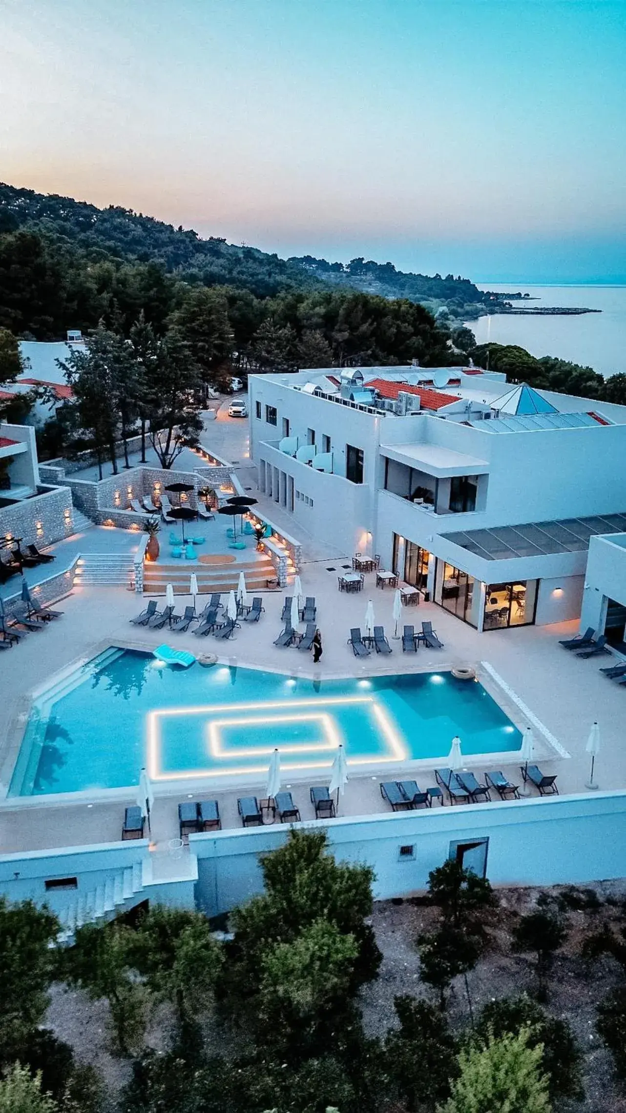 Property building in Mythical Coast Wellness Retreat Property building in Mythical Coast Wellness Retreat